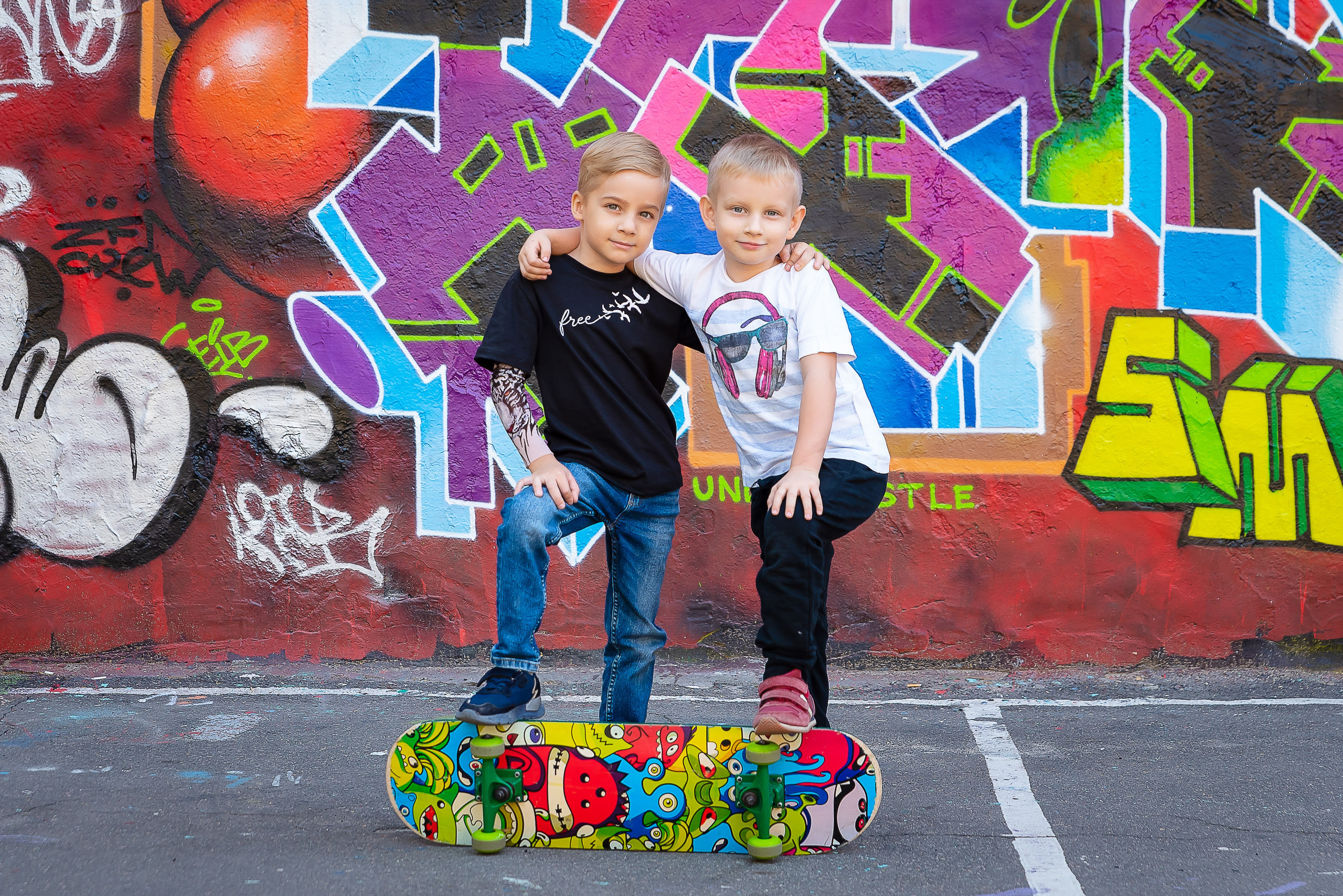 Графіті. Сімейний та дитячий фотограф в Одесі Нікола Світлана