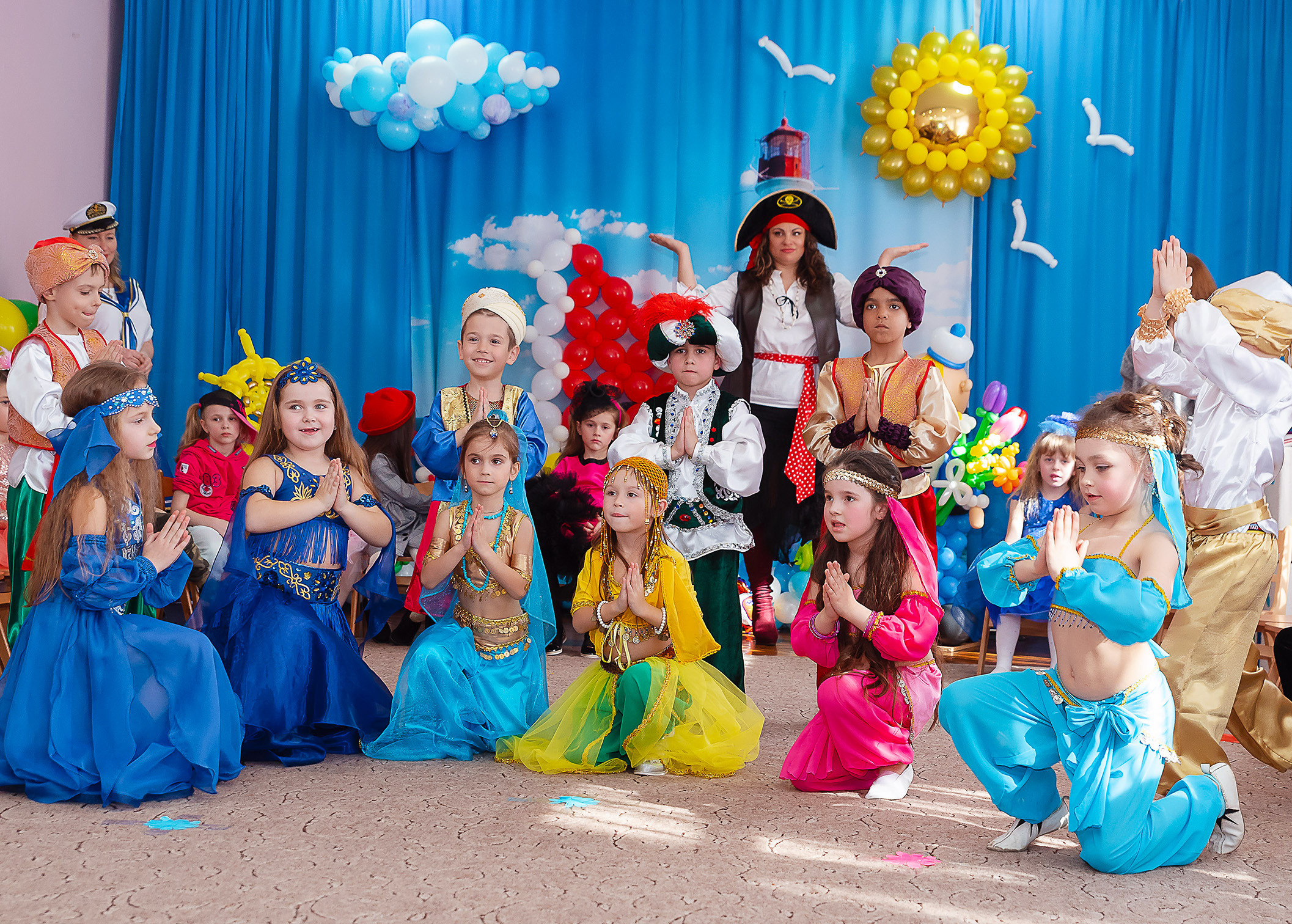 Утренник к 8 марта ст. гр. Сімейний та дитячий фотограф в Одесі Нікола Світлана