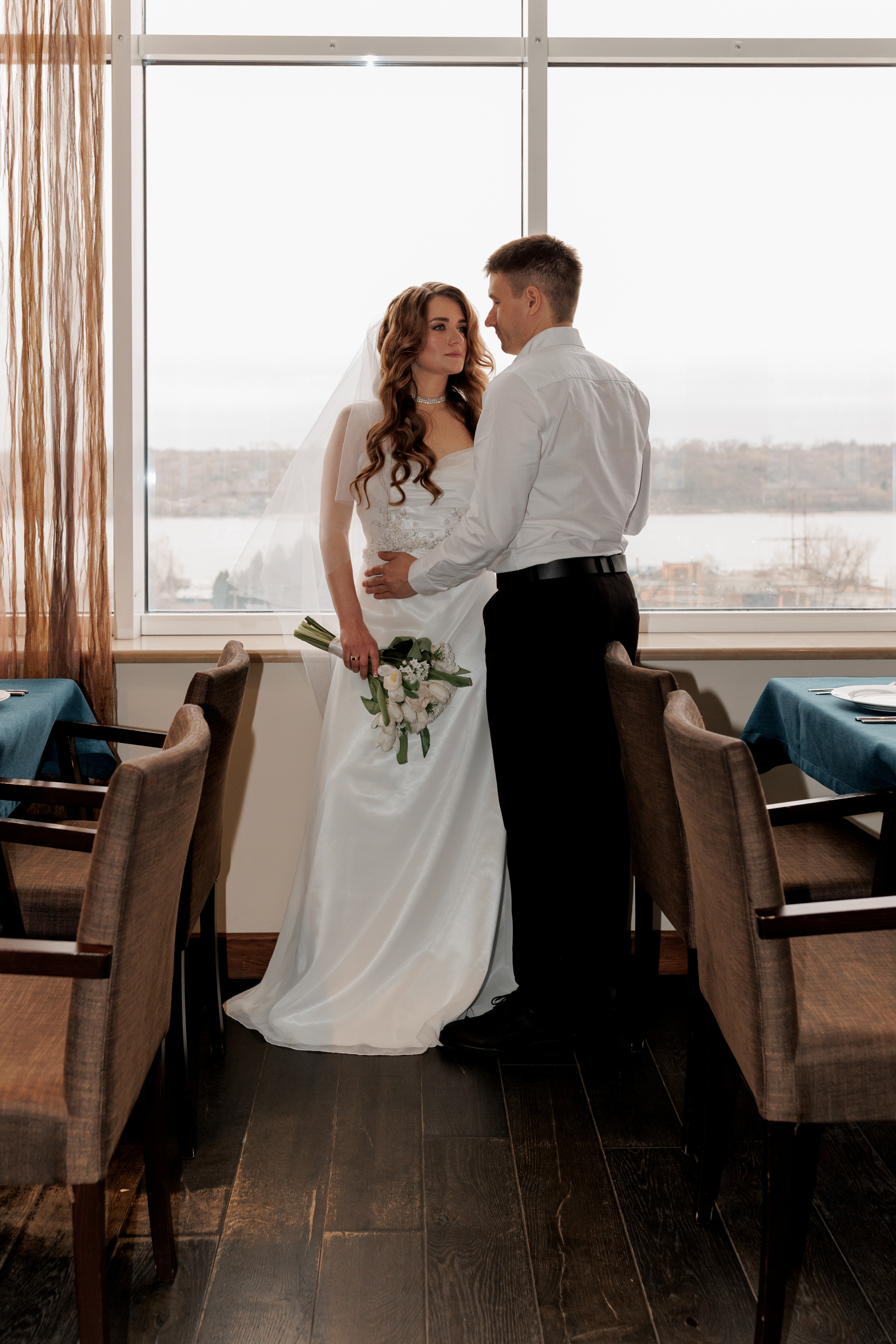 Яна и Богдан. Свадебный и портретный фотограф в Запорожье Украина Elena Marshall