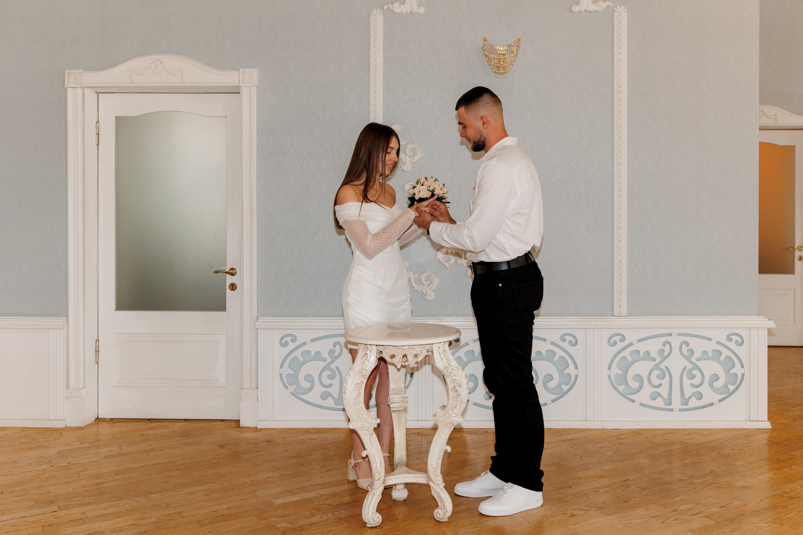 Даша и Саша. Свадебный и портретный фотограф в Запорожье Украина Elena Marshall