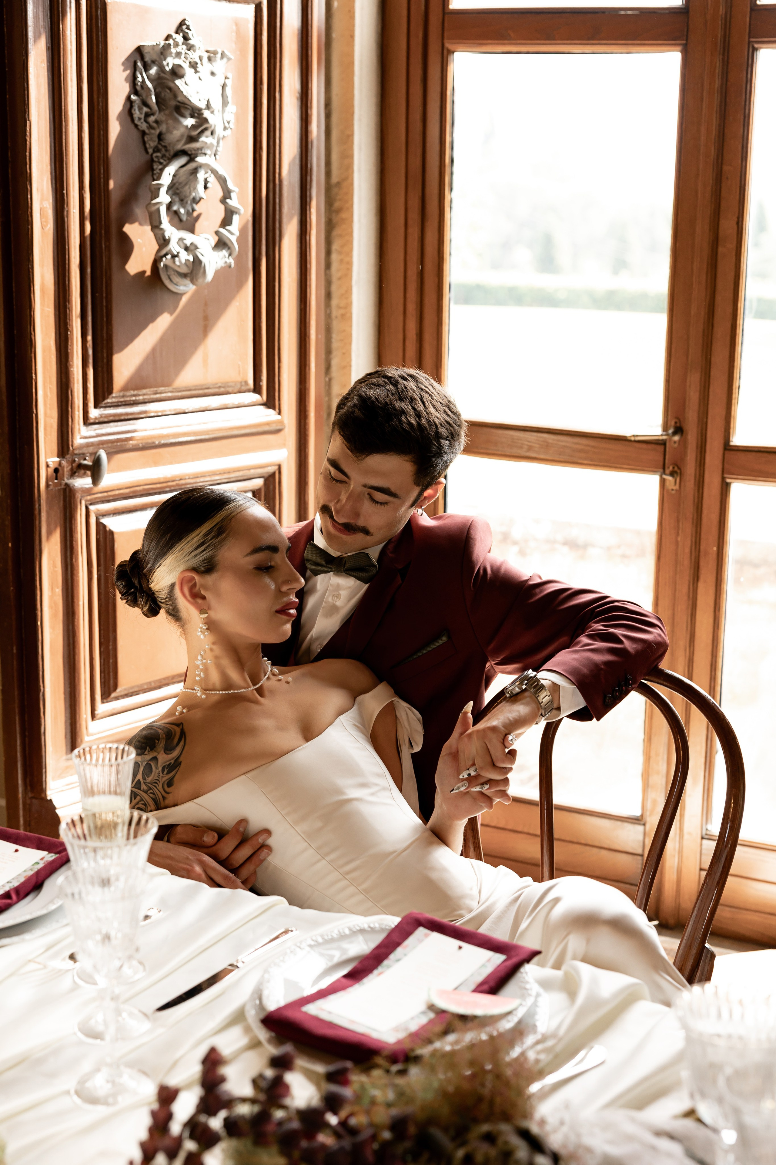 Intimate wedding moments of a stylish couple during a luxury Tuscany editorial. Wedding Photographer in Ukraine & Europe | Elena Marshall