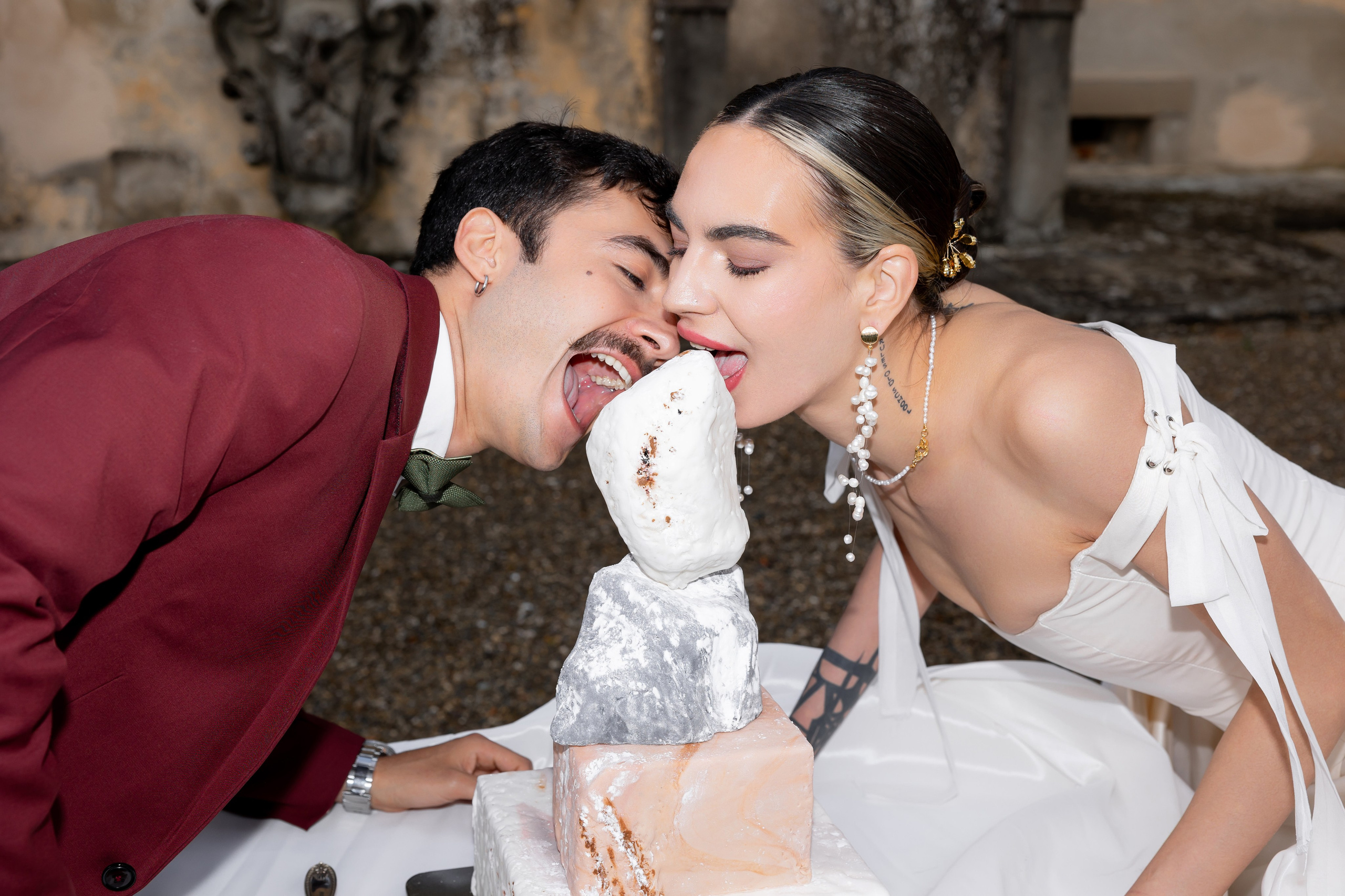 Intimate wedding moments of a stylish couple during a luxury Tuscany editorial. Wedding Photographer in Ukraine & Europe | Elena Marshall
