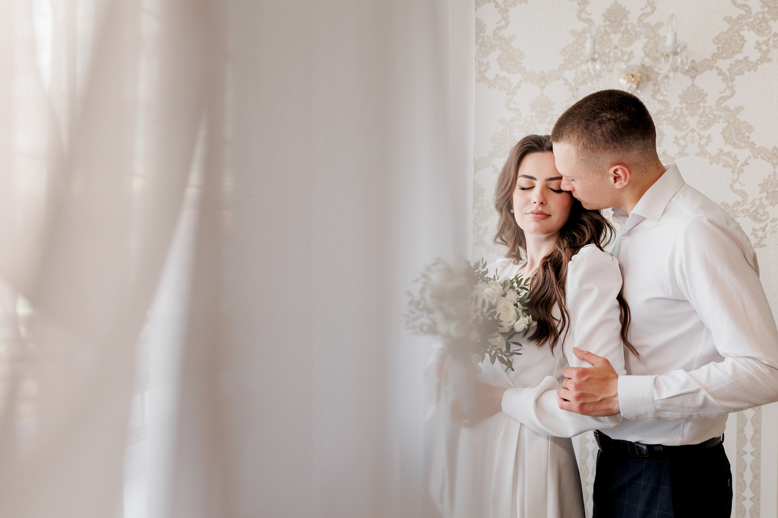 Лиза и Саша. Свадебный и портретный фотограф в Запорожье Украина Elena Marshall