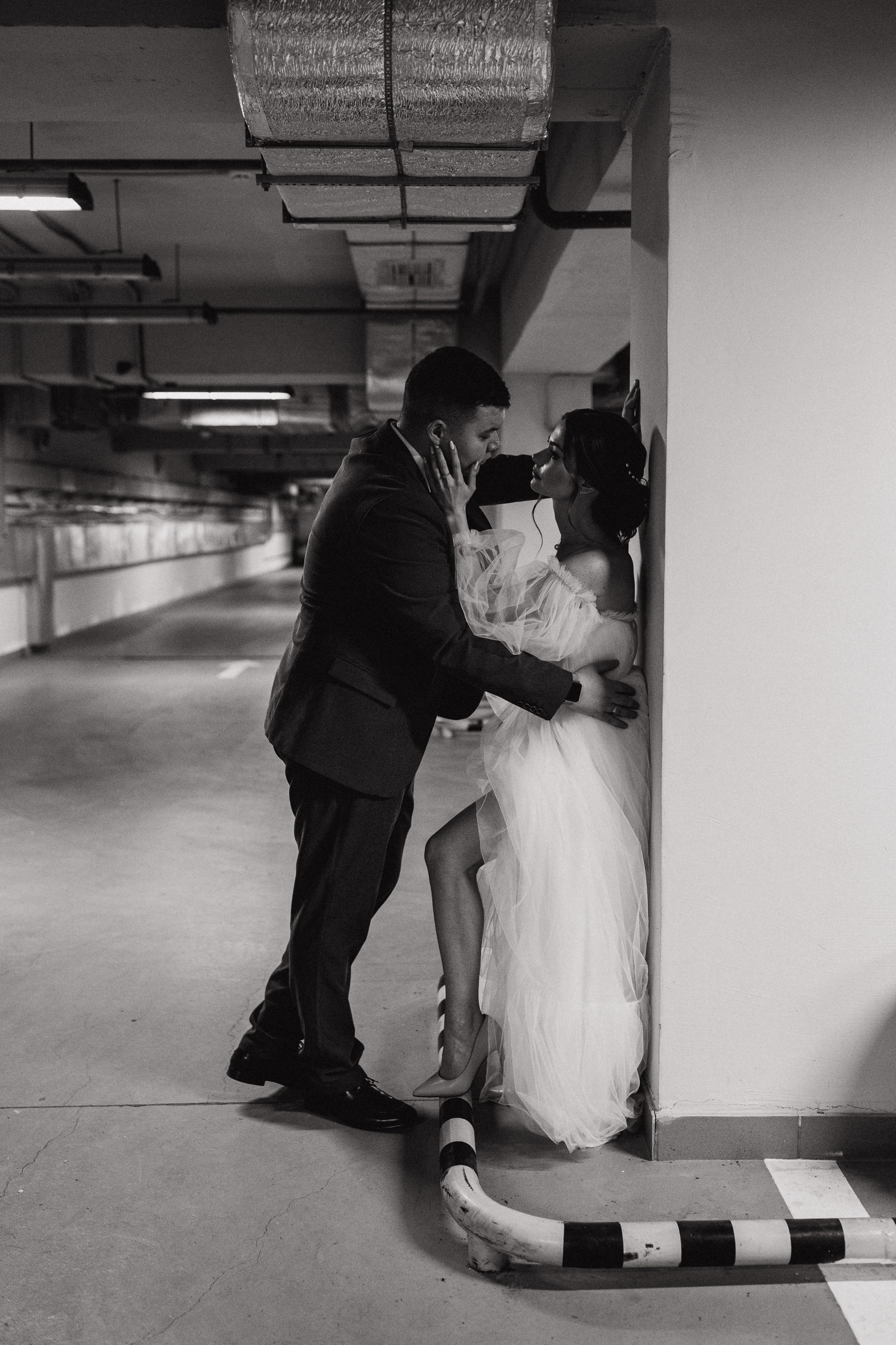 Алина и Артем. Свадебный и портретный фотограф в Запорожье Украина Elena Marshall