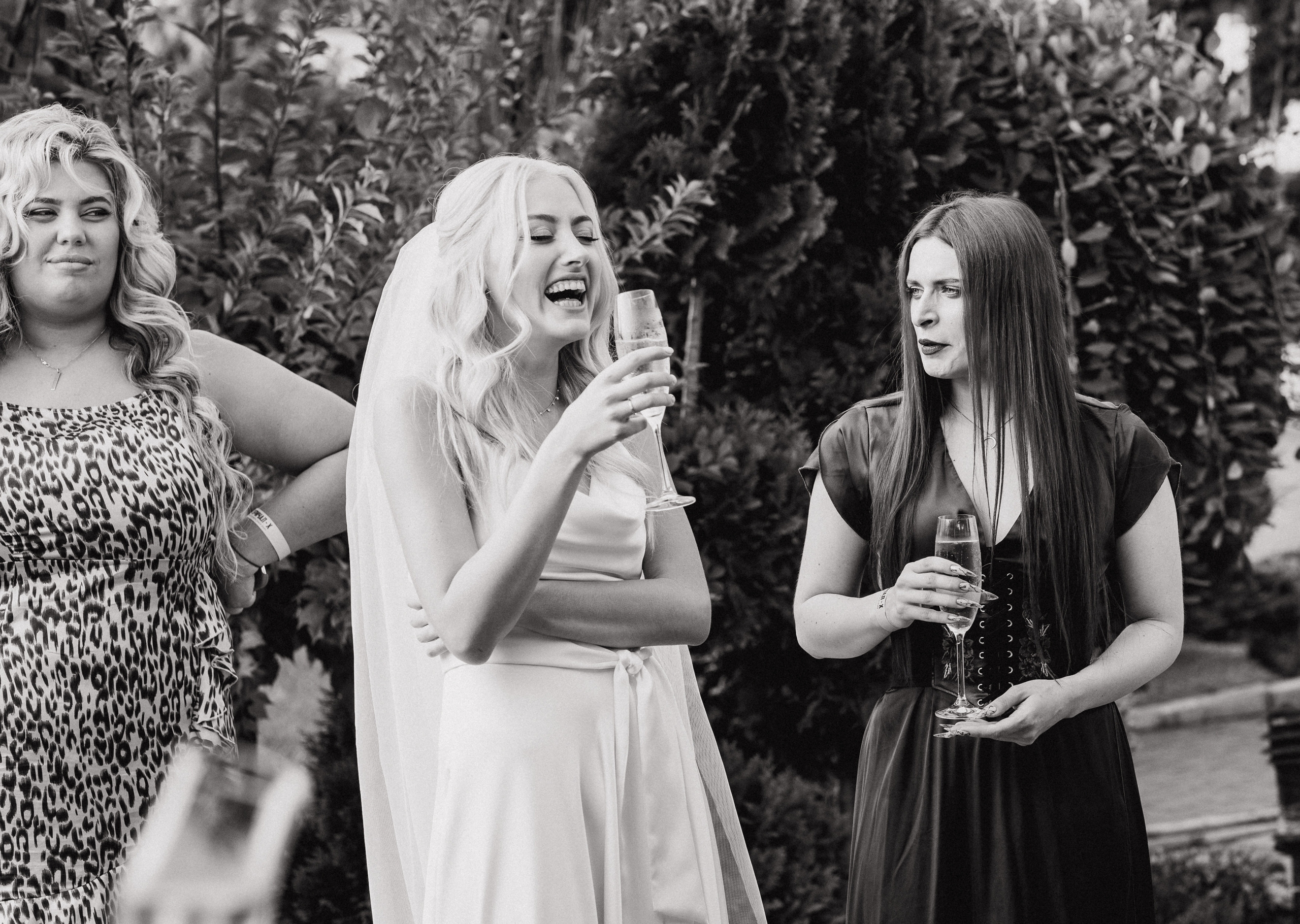 Дарья и Максим (выездная церемония). Свадебный и портретный фотограф в Запорожье Украина Elena Marshall