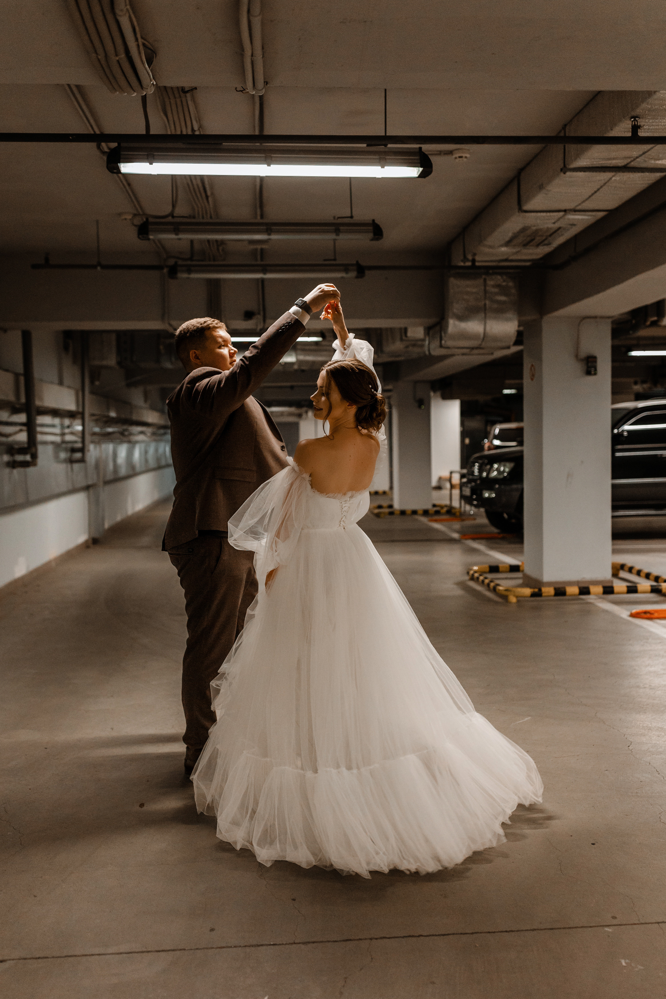 Алина и Артем. Свадебный и портретный фотограф в Запорожье Украина Elena Marshall