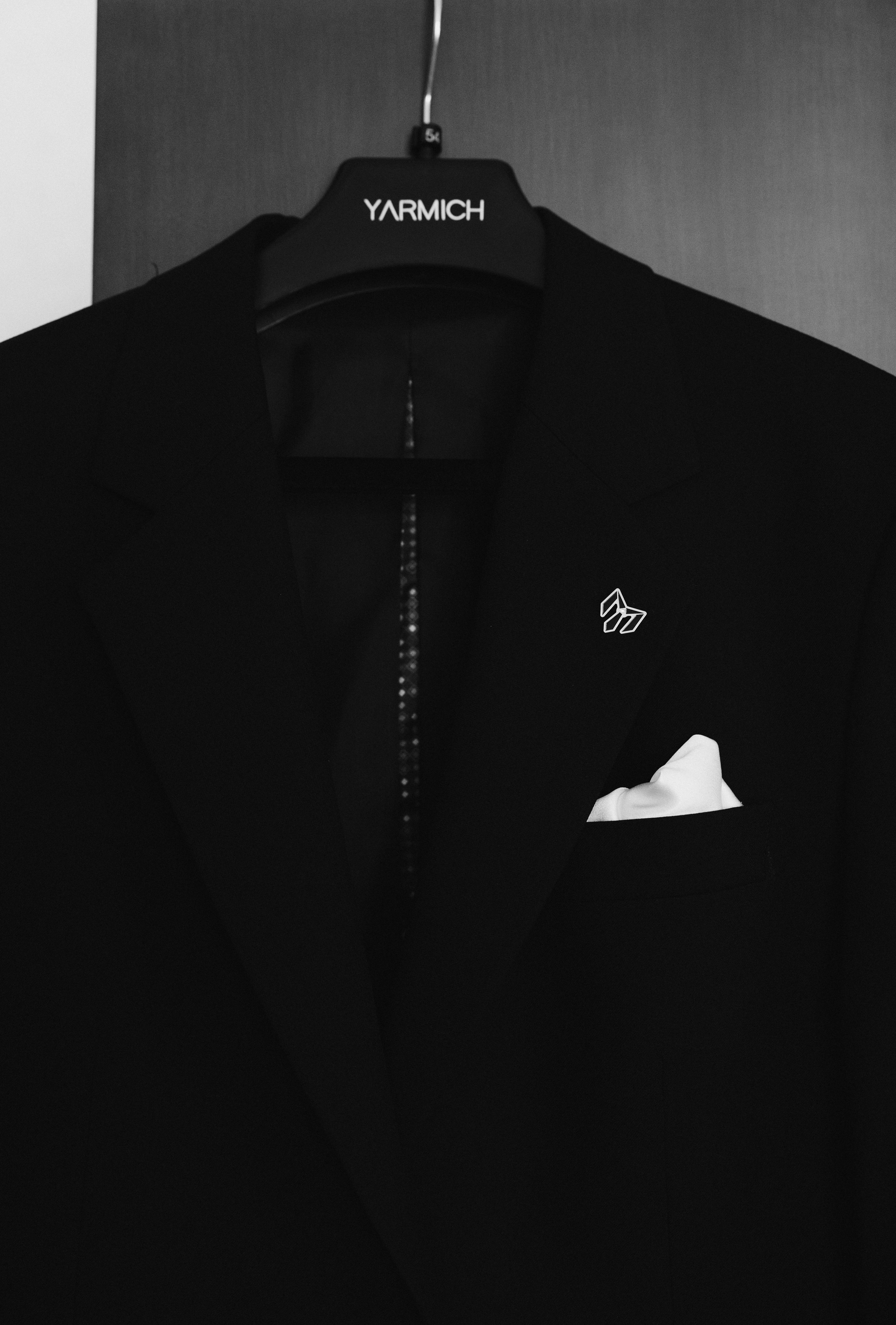 Весільний фотограф Запоріжжя — ранкові збори нареченої • Wedding photographer Kyiv elegant bridal portrait • Фотограф Дніпро. Wedding Photographer in Ukraine & Europe | Elena Marshall