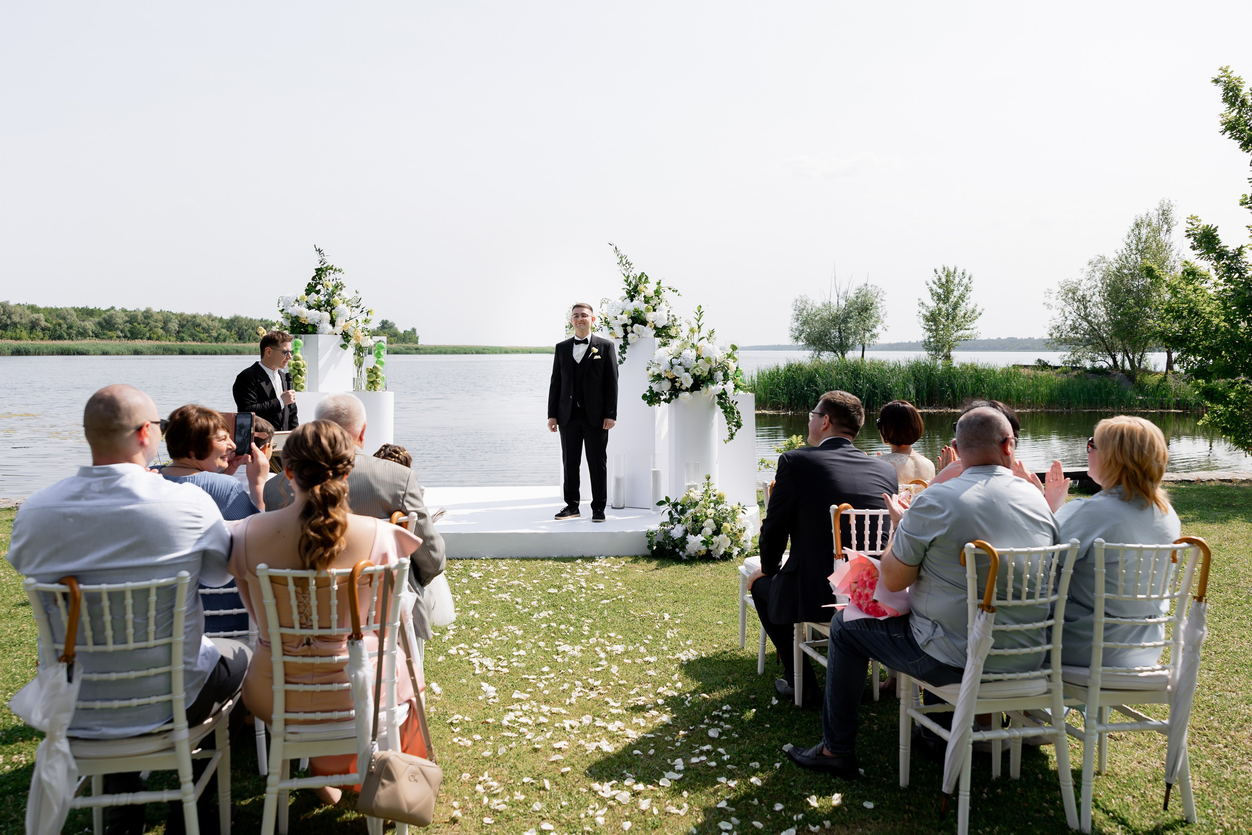 Весільний фотограф Запоріжжя — ранкові збори нареченої • Wedding photographer Kyiv elegant bridal portrait • Фотограф Дніпро. Wedding Photographer in Ukraine & Europe | Elena Marshall