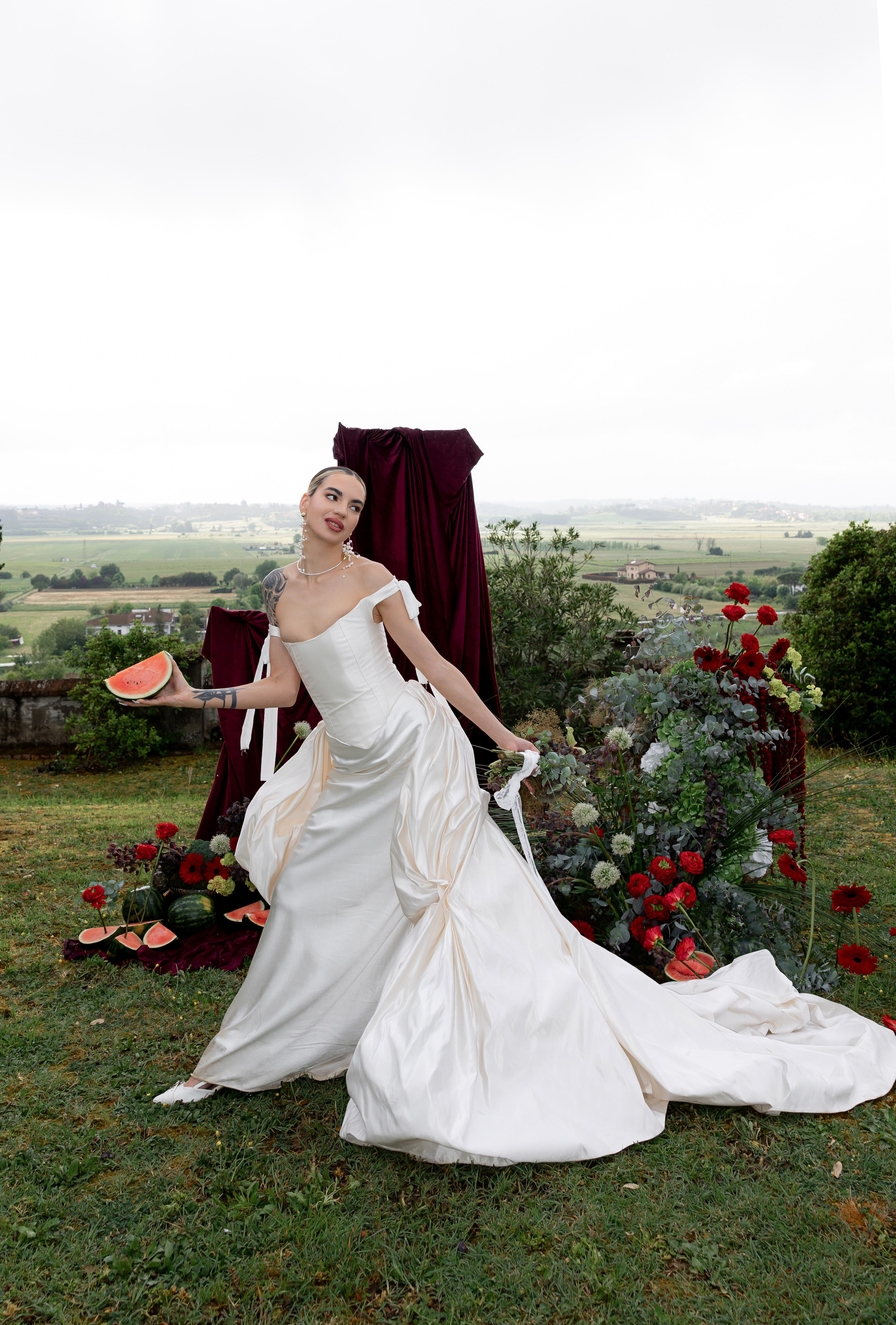 Intimate wedding moments of a stylish couple during a luxury Tuscany editorial. Wedding Photographer in Ukraine & Europe | Elena Marshall