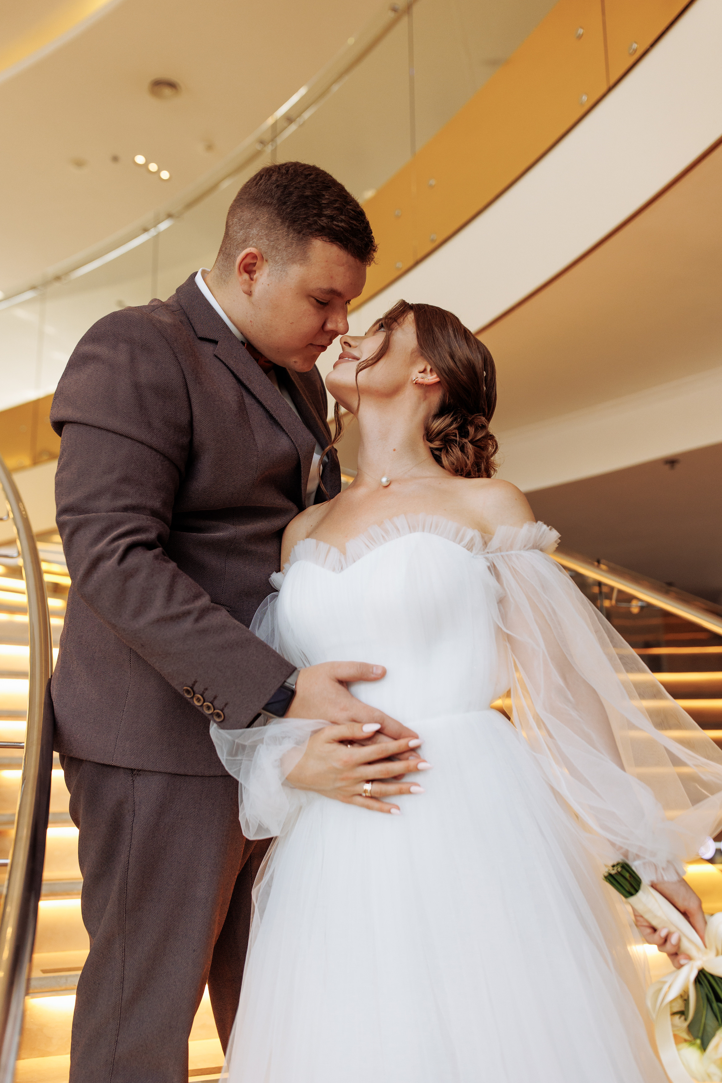 Алина и Артем. Свадебный и портретный фотограф в Запорожье Украина Elena Marshall