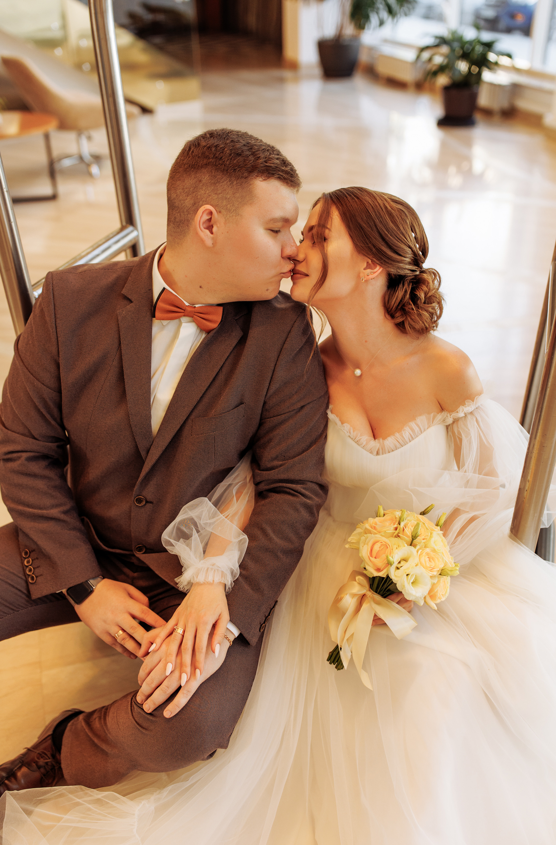 Алина и Артем. Свадебный и портретный фотограф в Запорожье Украина Elena Marshall