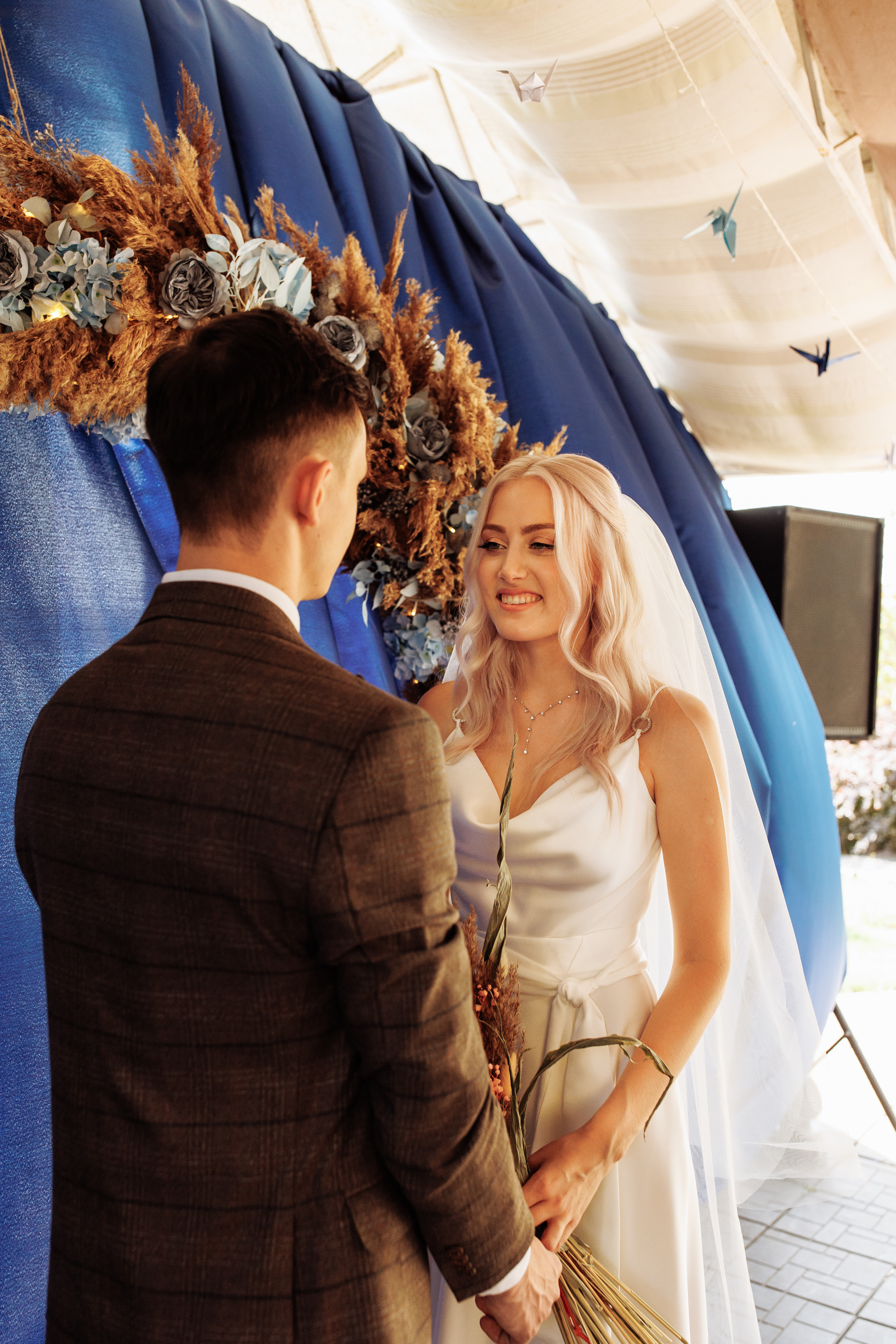 Дарья и Максим (выездная церемония). Свадебный и портретный фотограф в Запорожье Украина Elena Marshall