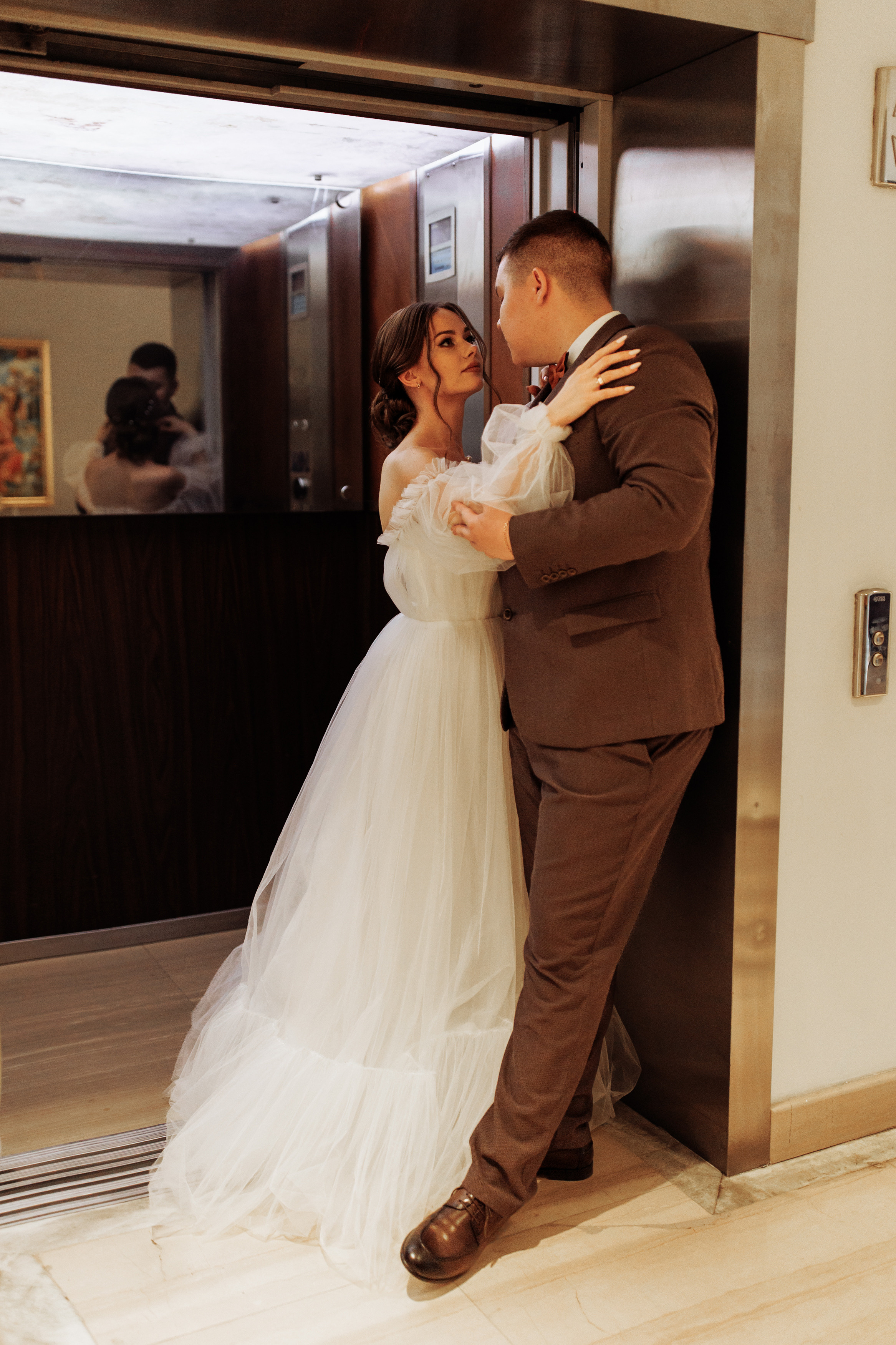 Алина и Артем. Свадебный и портретный фотограф в Запорожье Украина Elena Marshall