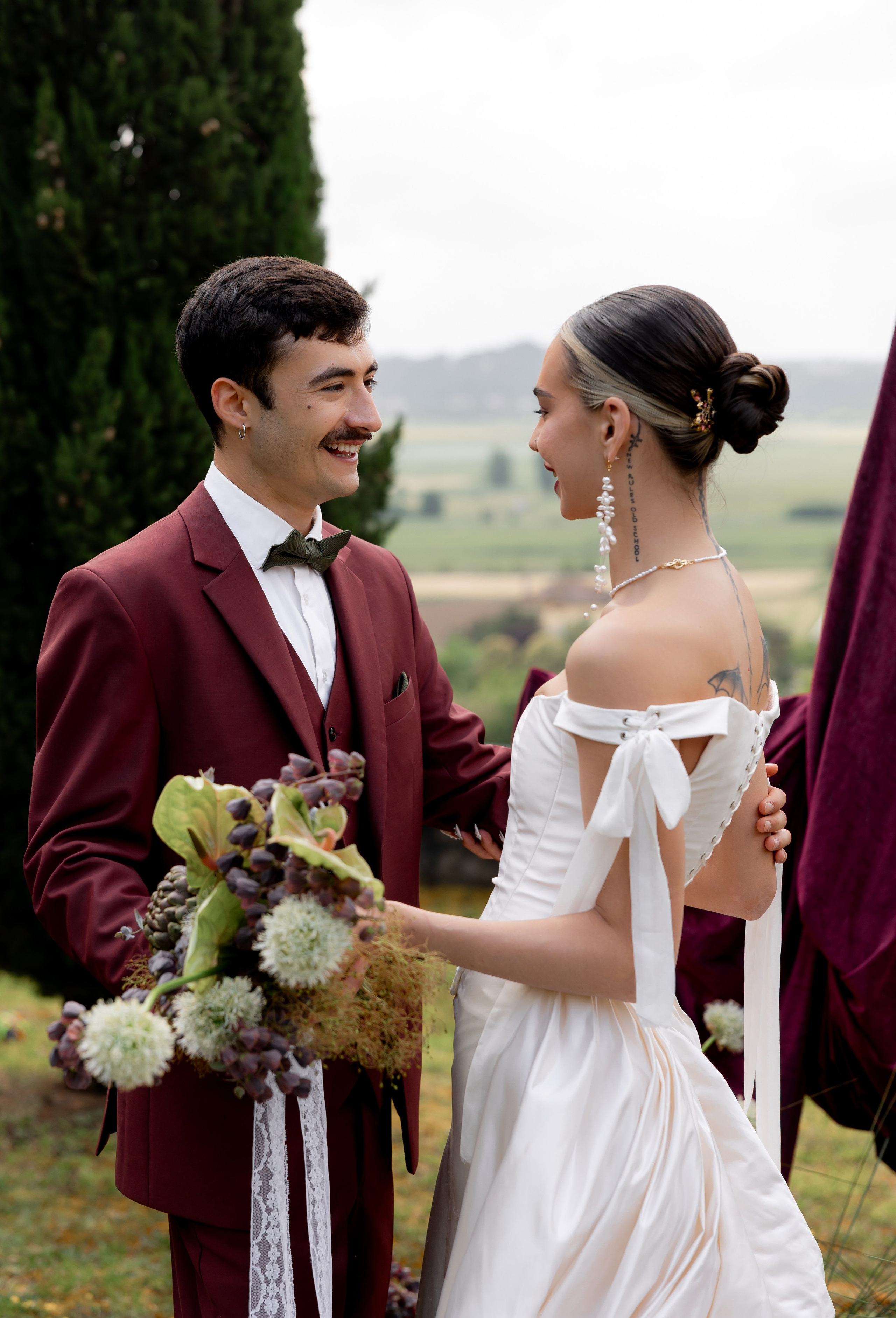 Intimate wedding moments of a stylish couple during a luxury Tuscany editorial. Wedding Photographer in Ukraine & Europe | Elena Marshall