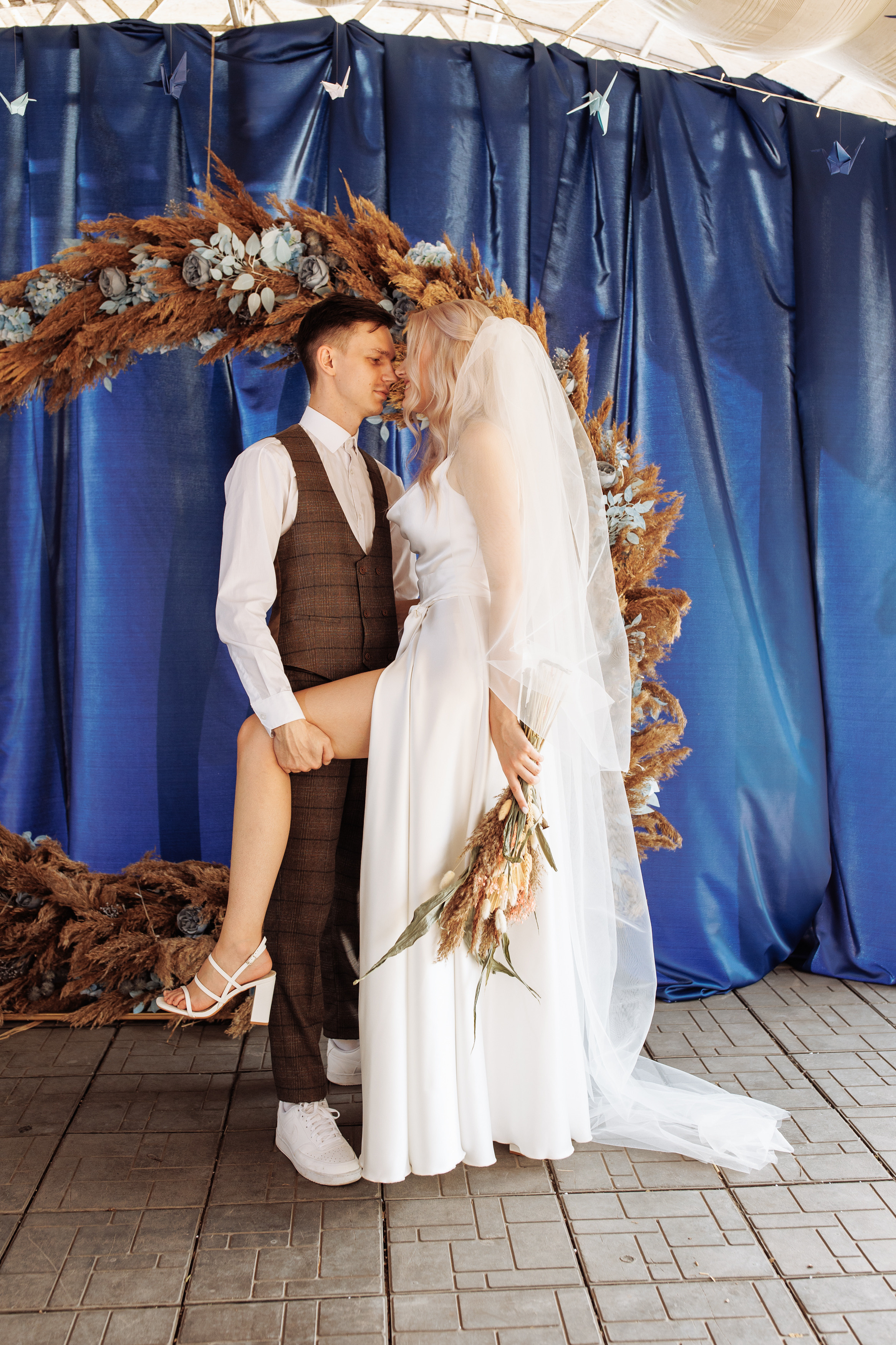 Дарья и Максим (выездная церемония). Свадебный и портретный фотограф в Запорожье Украина Elena Marshall