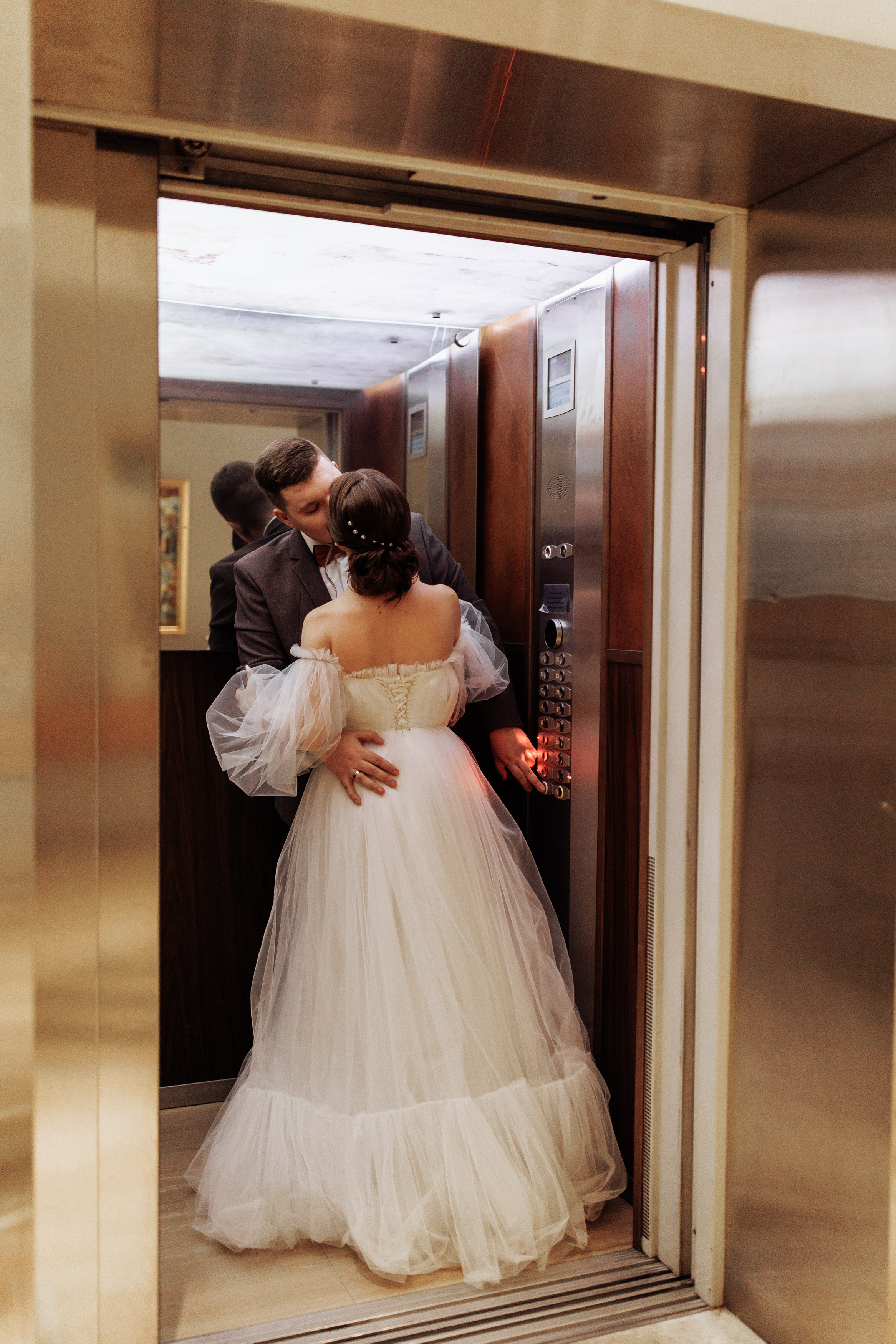 Алина и Артем. Свадебный и портретный фотограф в Запорожье Украина Elena Marshall