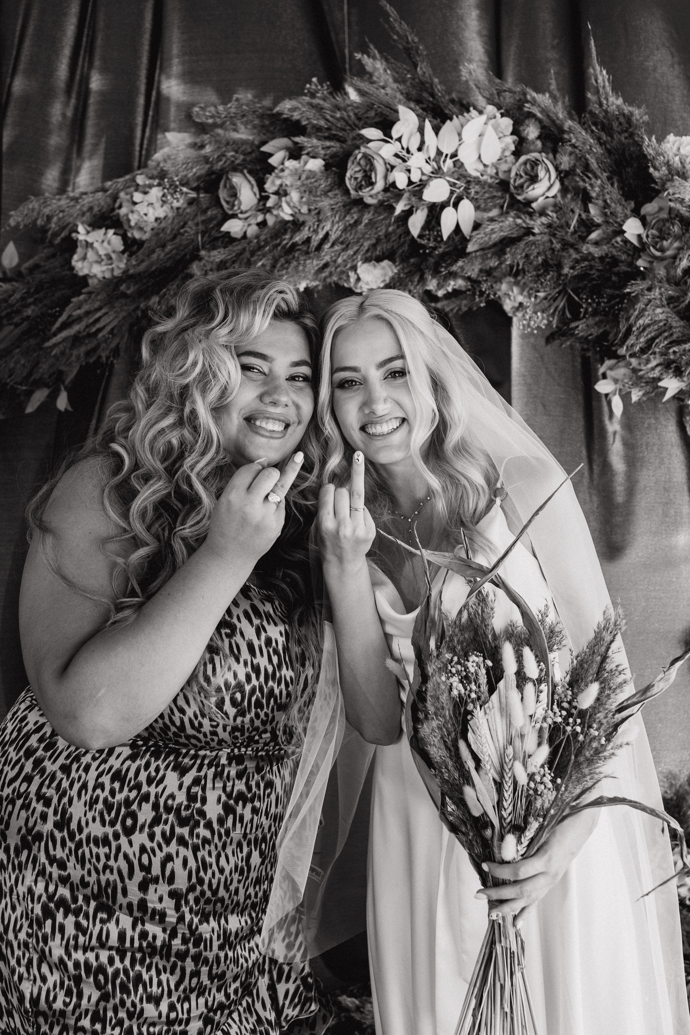 Дарья и Максим (выездная церемония). Свадебный и портретный фотограф в Запорожье Украина Elena Marshall