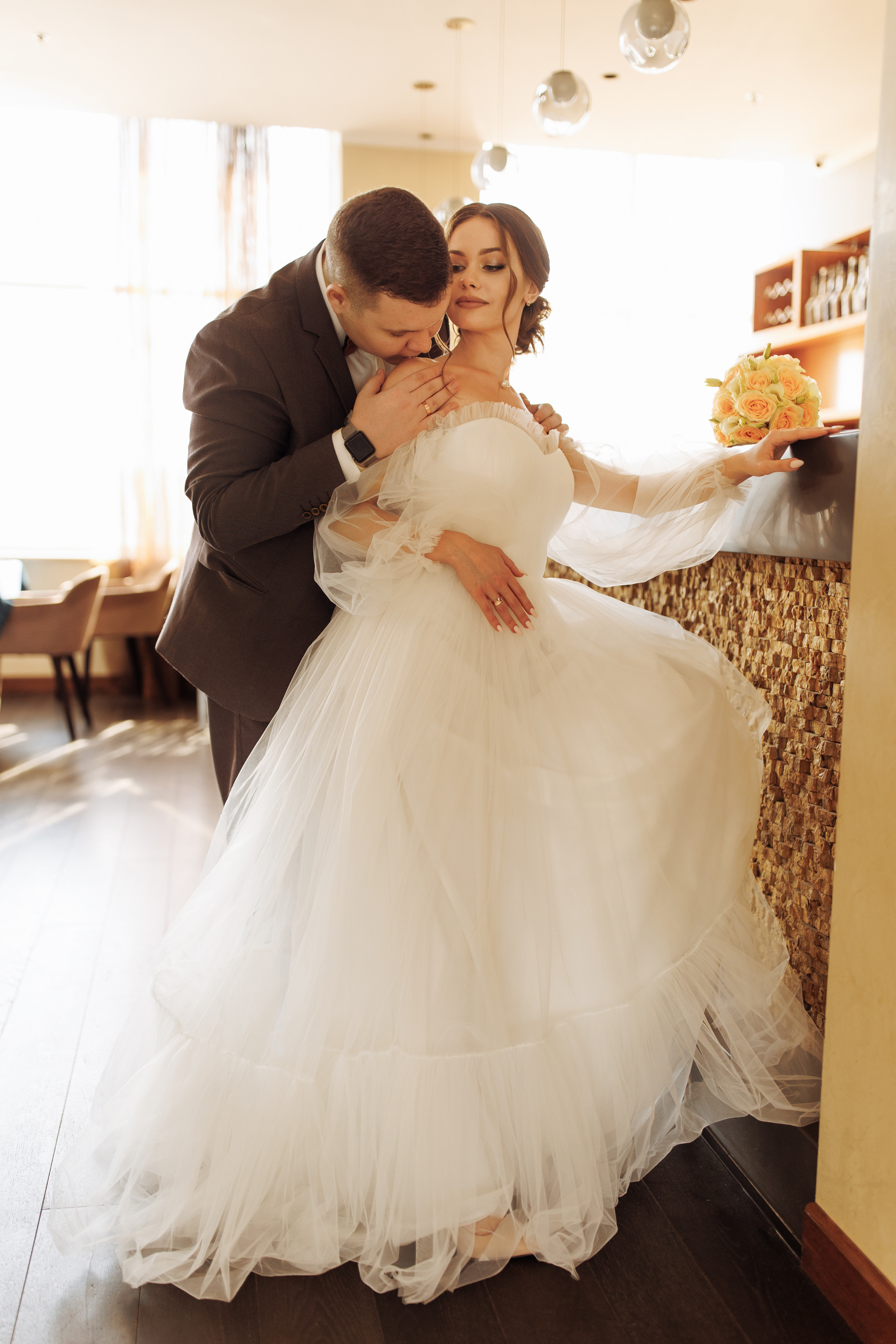 Алина и Артем. Свадебный и портретный фотограф в Запорожье Украина Elena Marshall