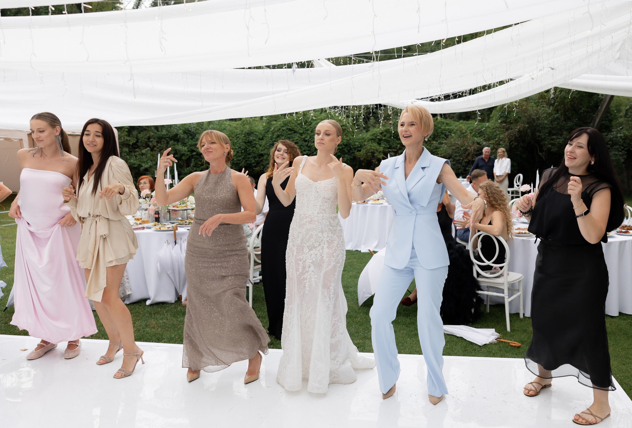 Alexandra & Victor. Wedding Photographer in Ukraine & Europe | Elena Marshall