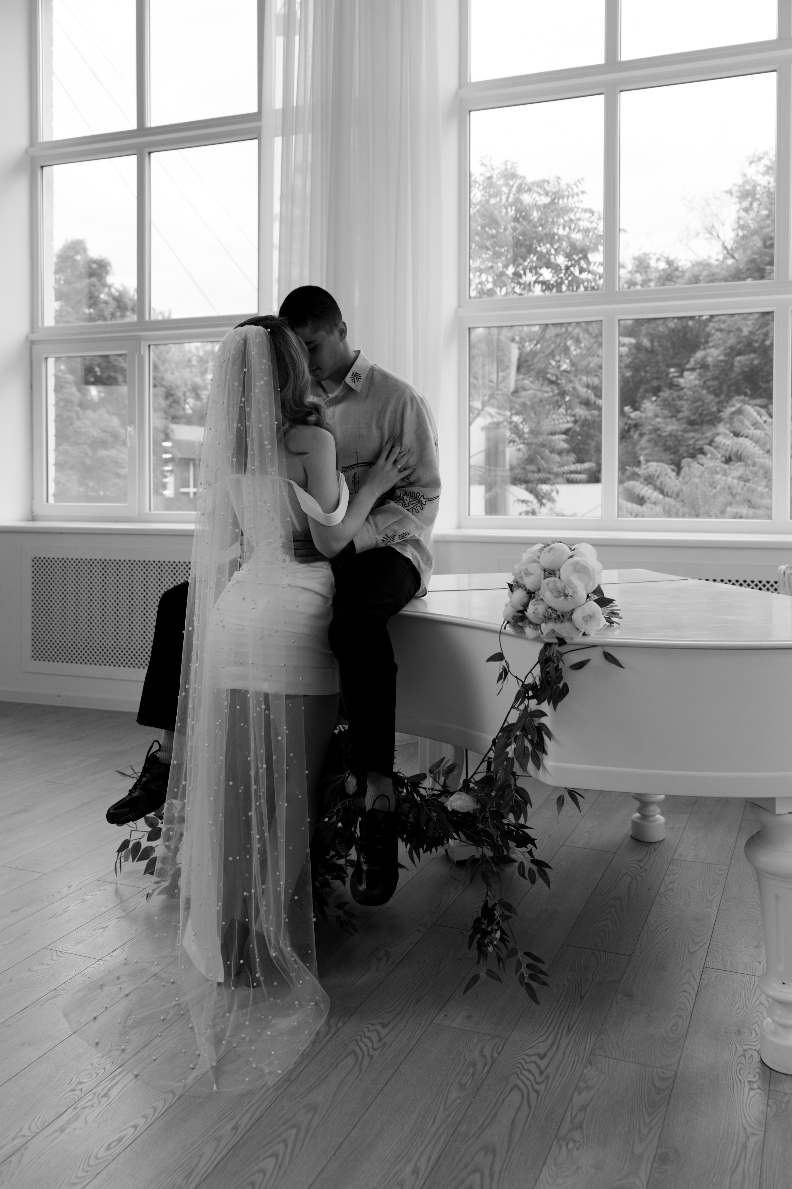 Свадебный фотограф для свадебного дня. Свадебный и портретный фотограф в Запорожье Украина Elena Marshall