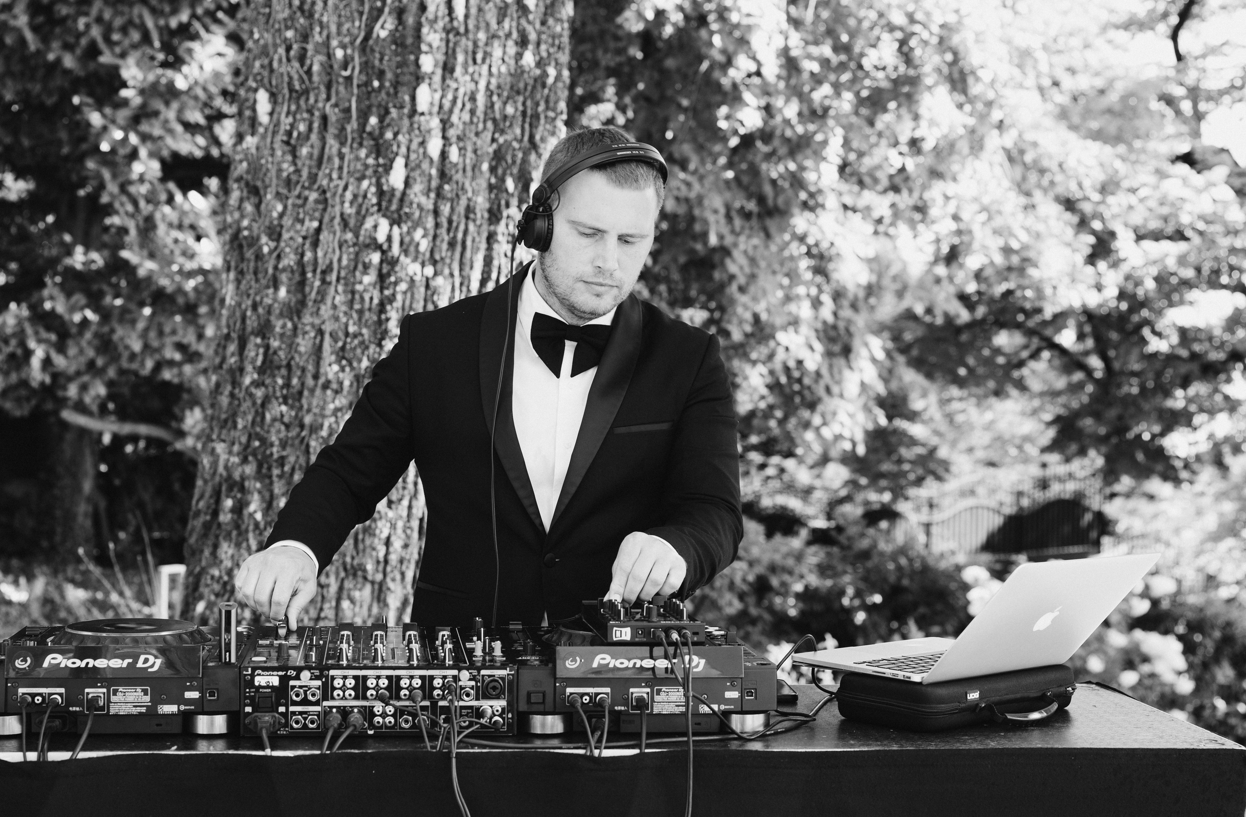 Wedding Stories | Elegant Editorial Wedding Photography in Europe. Wedding Photographer in Ukraine & Europe | Elena Marshall