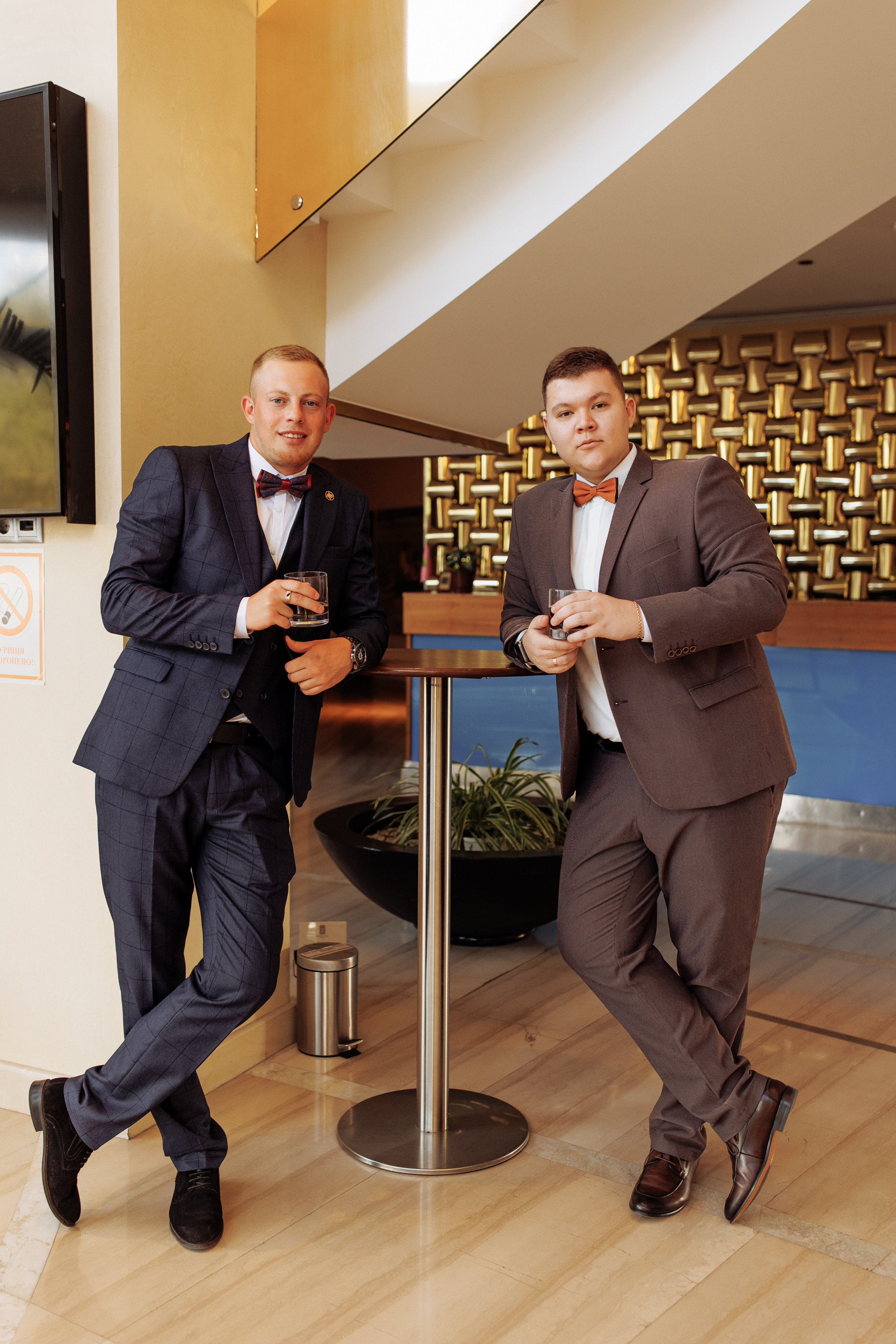 Алина и Артем. Свадебный и портретный фотограф в Запорожье Украина Elena Marshall