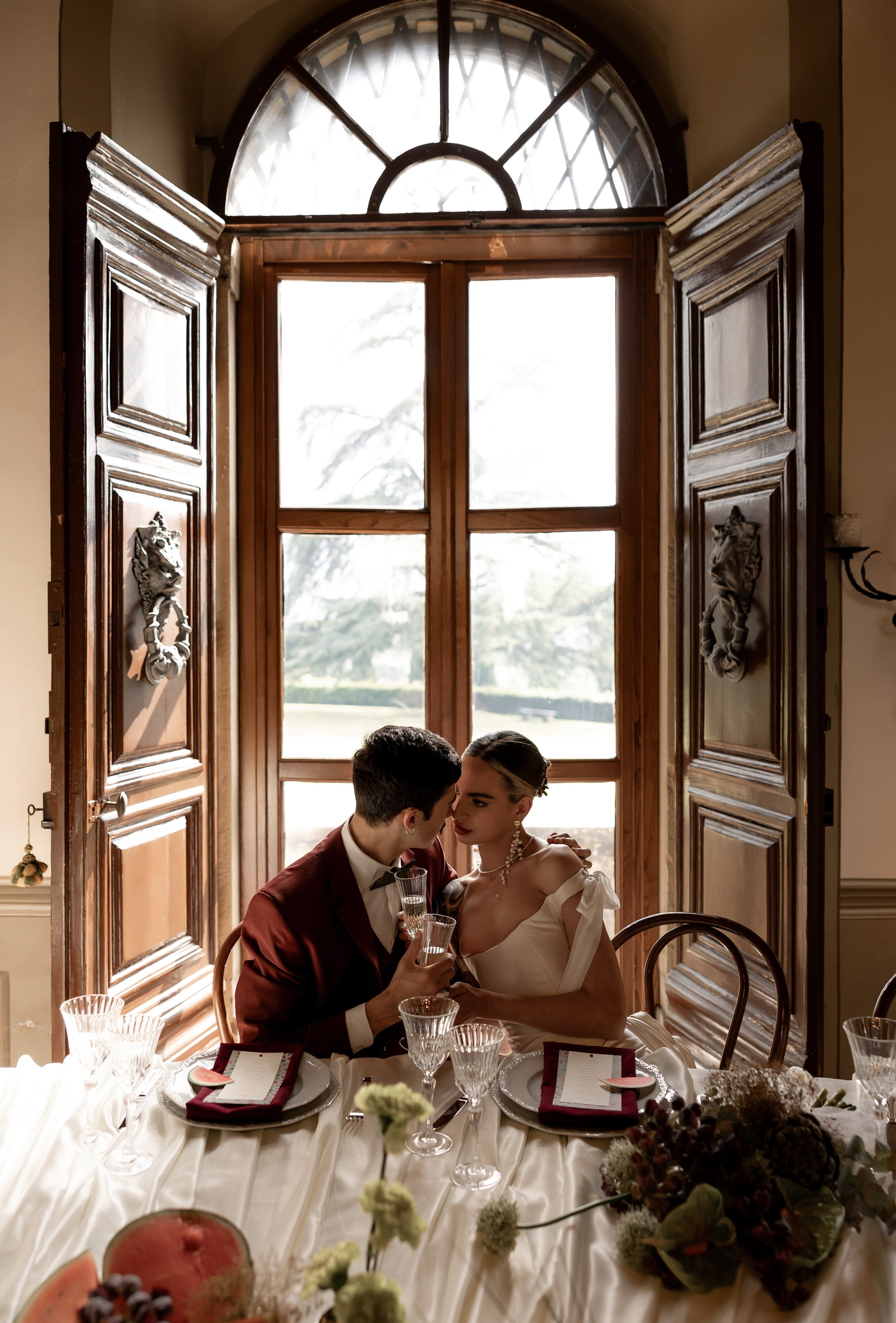 Intimate wedding moments of a stylish couple during a luxury Tuscany editorial. Wedding Photographer in Ukraine & Europe | Elena Marshall
