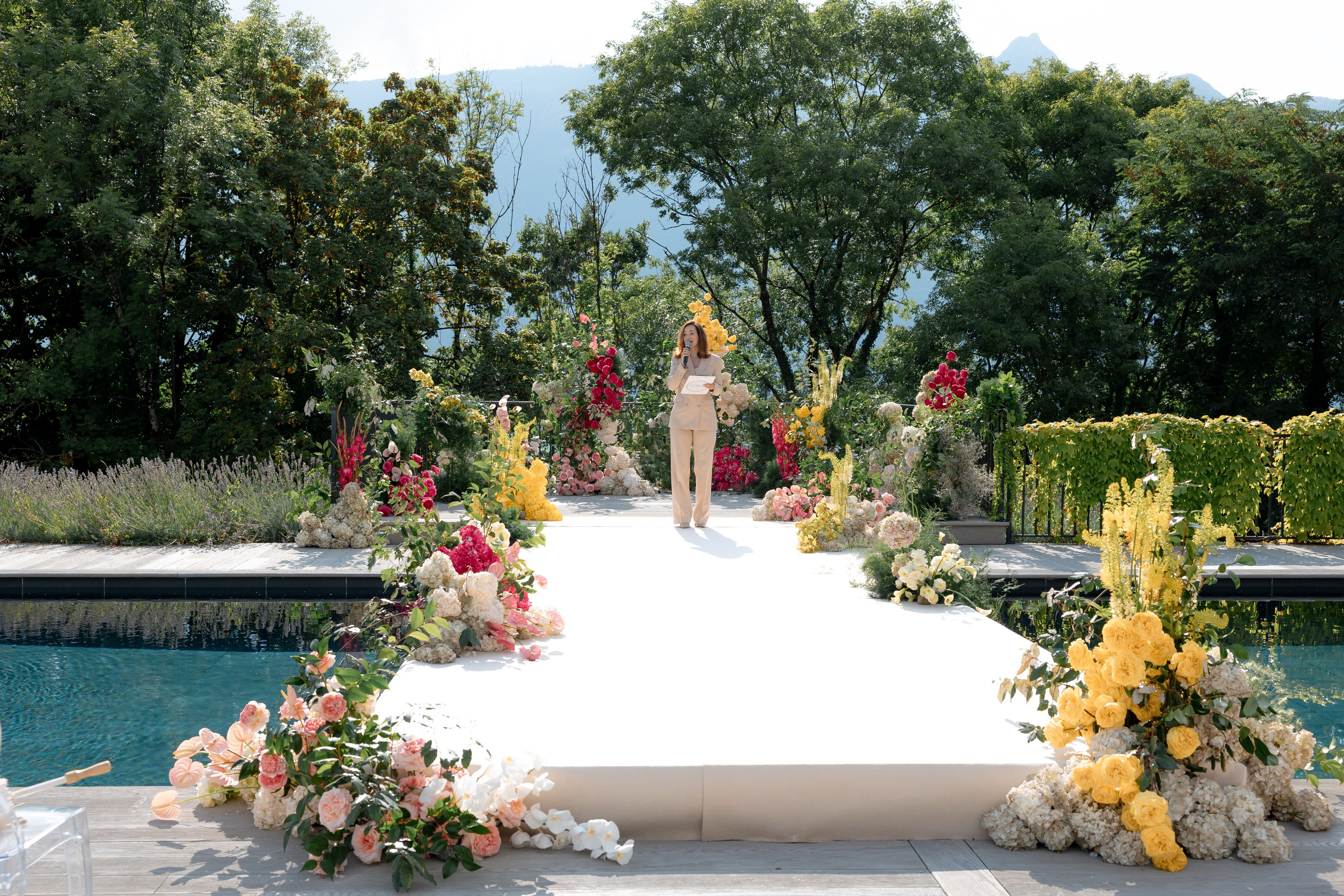 Wedding Stories | Elegant Editorial Wedding Photography in Europe. Wedding Photographer in Ukraine & Europe | Elena Marshall