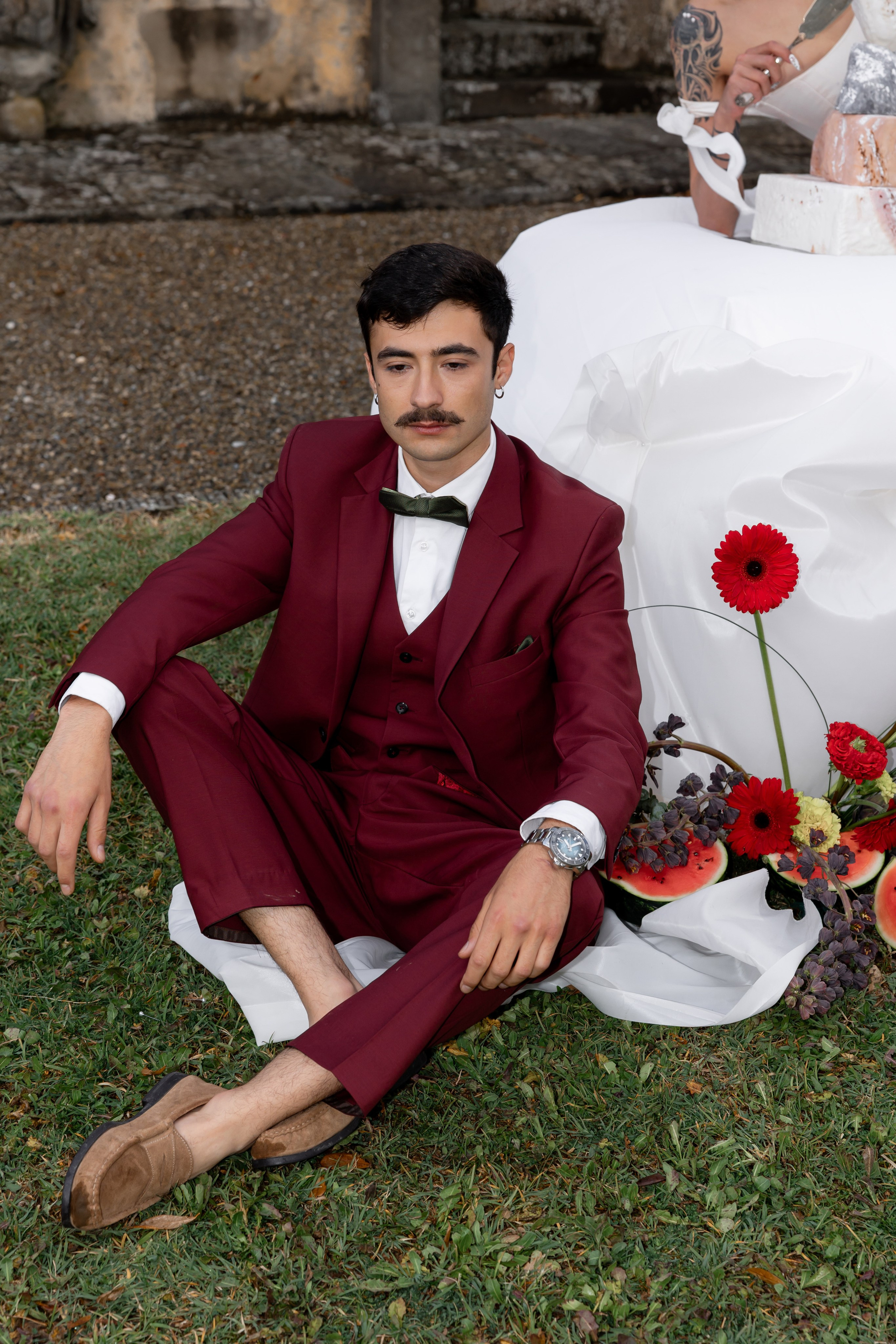 Intimate wedding moments of a stylish couple during a luxury Tuscany editorial. Wedding Photographer in Ukraine & Europe | Elena Marshall