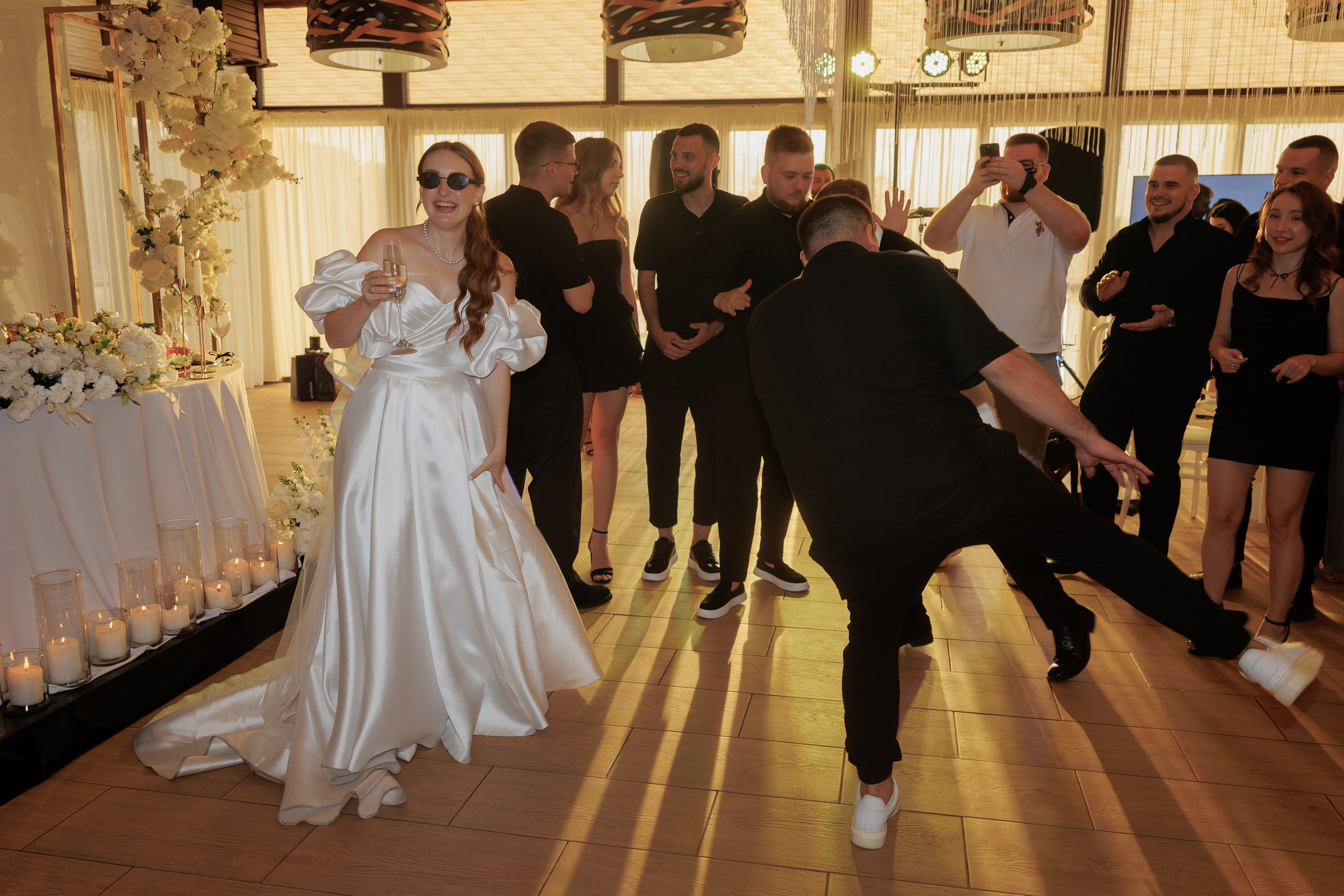 Весільна зйомка, фотосессія весілля, весільний фотограф. Свадебный и портретный фотограф в Запорожье Украина Elena Marshall