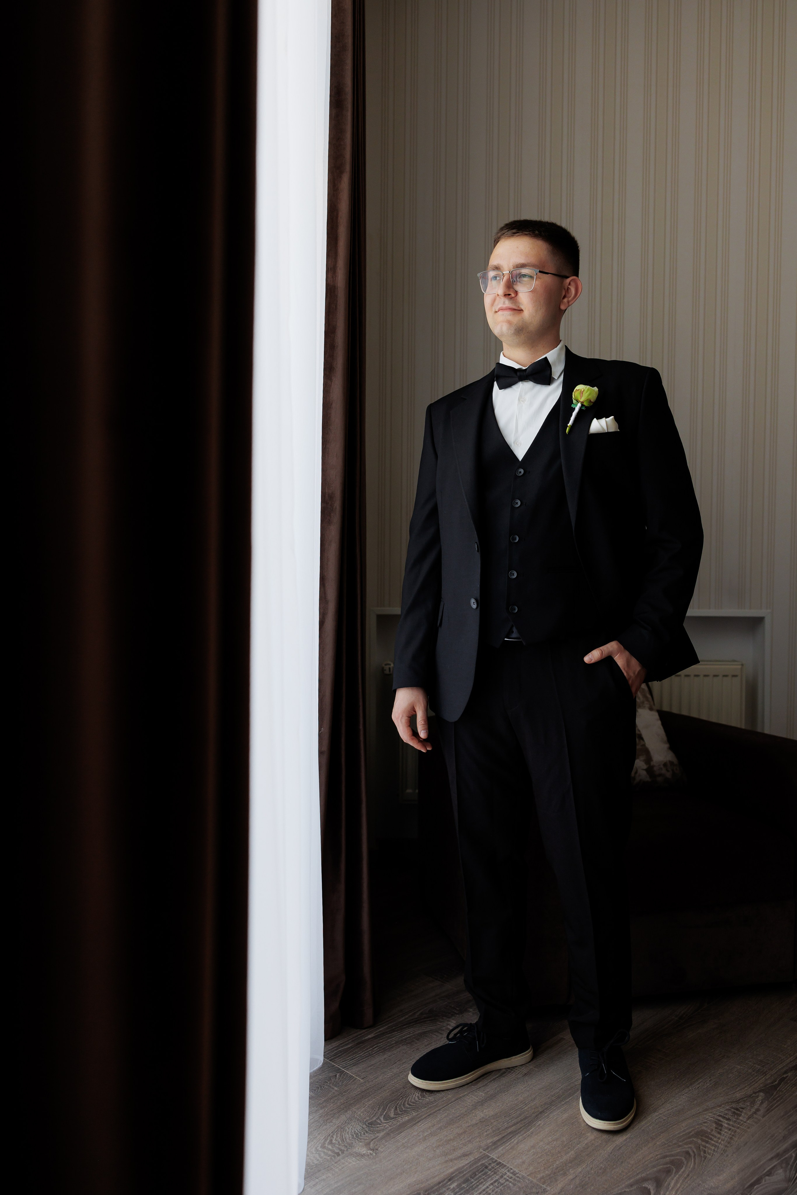 Весільний фотограф Запоріжжя — ранкові збори нареченої • Wedding photographer Kyiv elegant bridal portrait • Фотограф Дніпро. Wedding Photographer in Ukraine & Europe | Elena Marshall