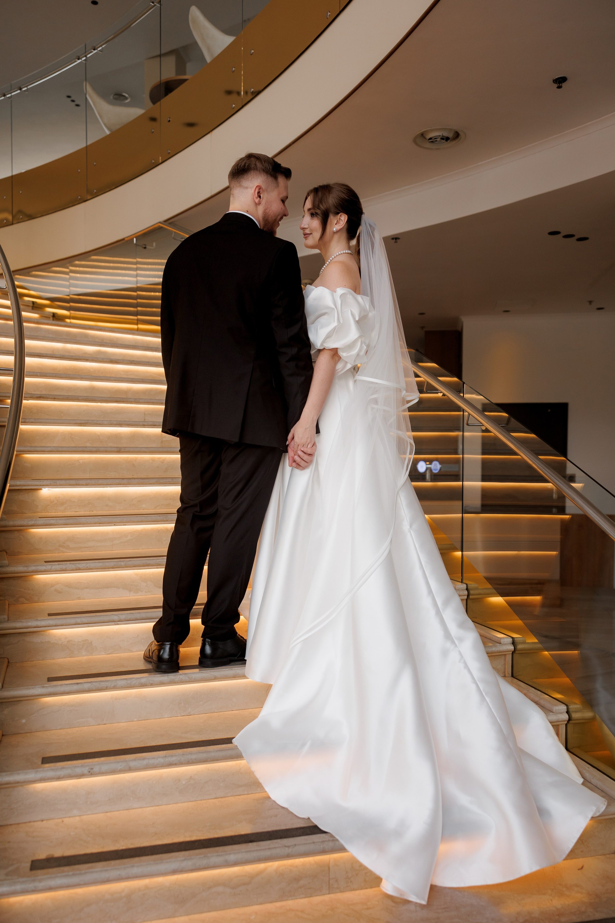 Весільна зйомка, фотосессія весілля, весільний фотограф. Свадебный и портретный фотограф в Запорожье Украина Elena Marshall