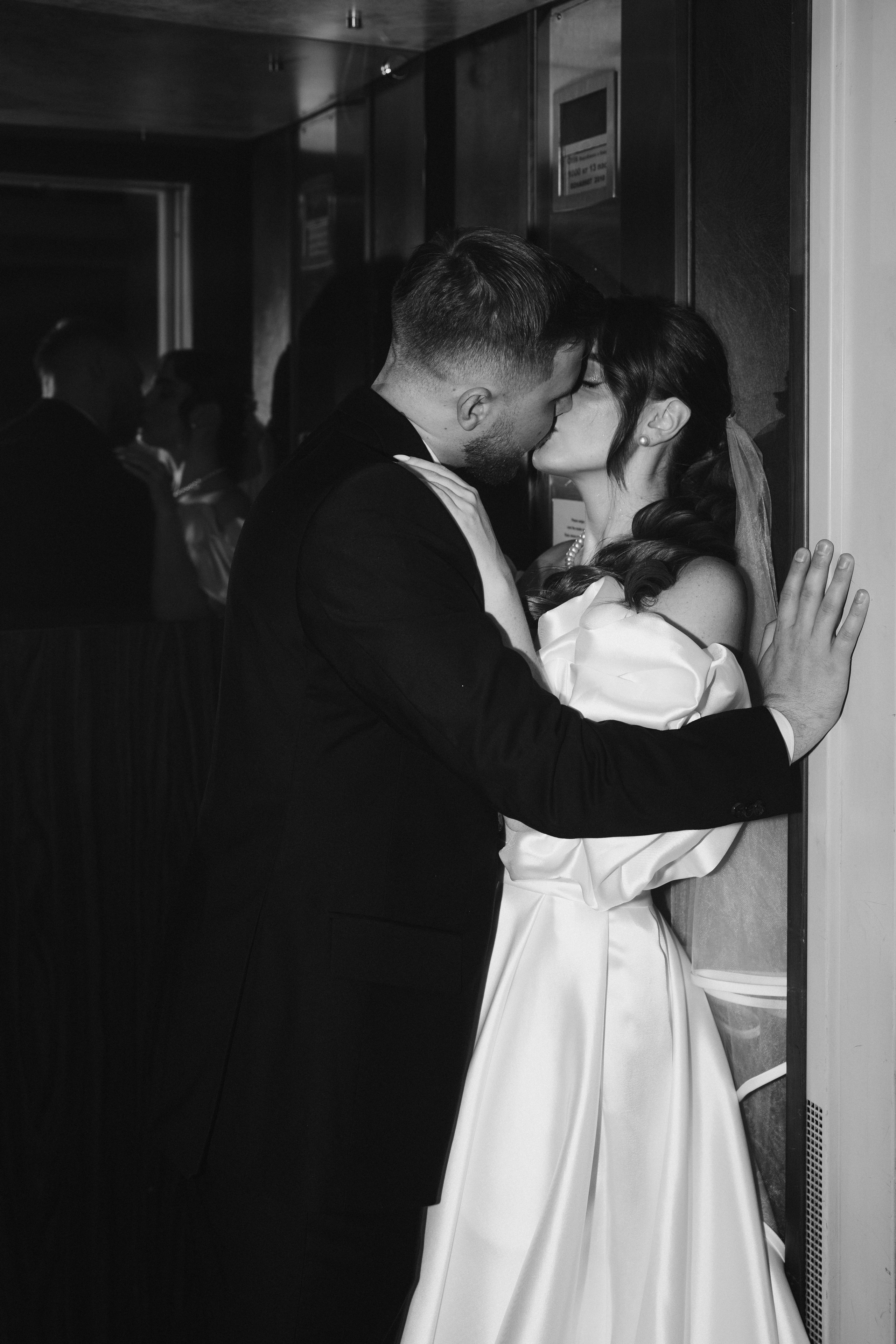 Весільна зйомка, фотосессія весілля, весільний фотограф. Свадебный и портретный фотограф в Запорожье Украина Elena Marshall