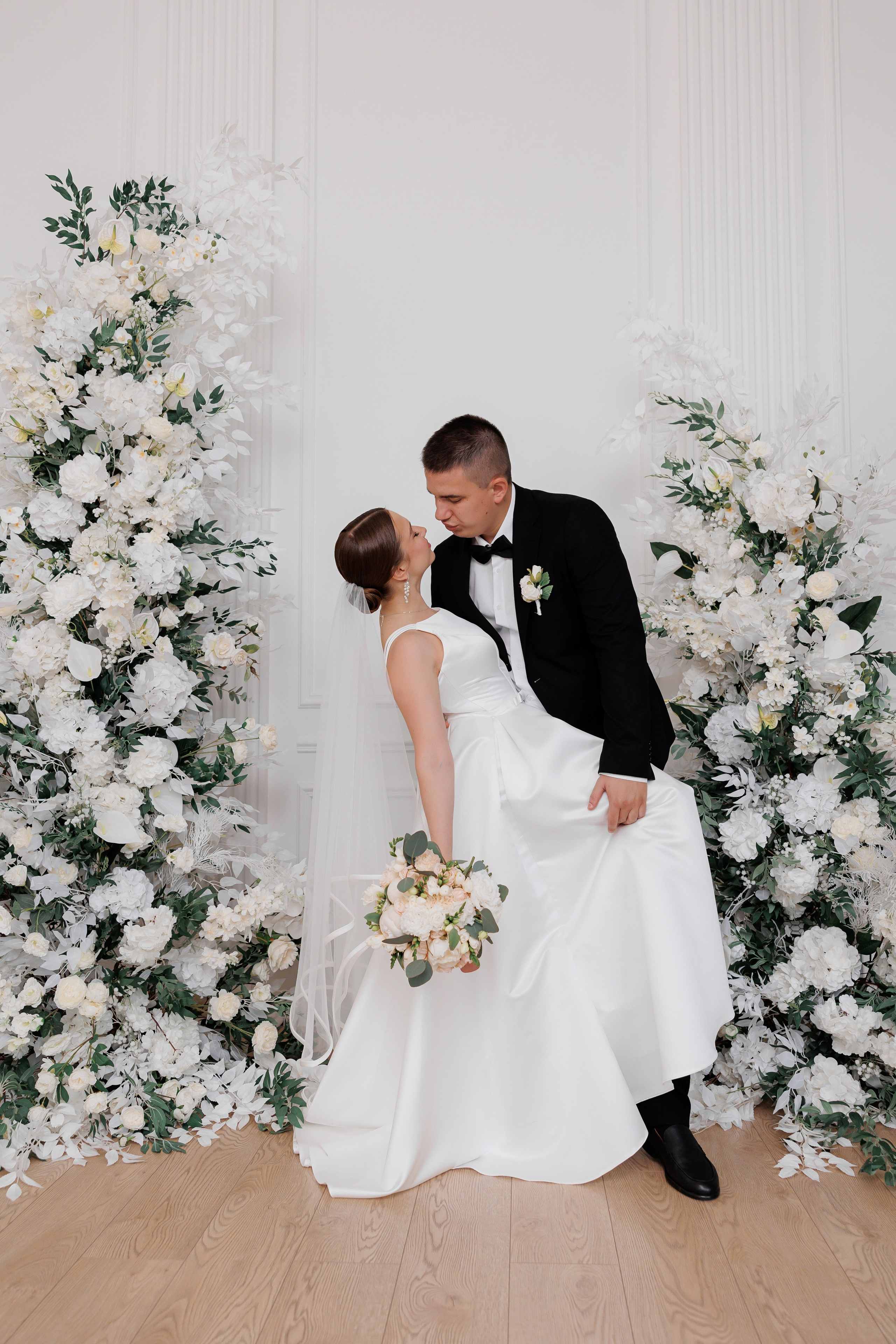 Настя и Олег. Свадебный и портретный фотограф в Запорожье Украина Elena Marshall