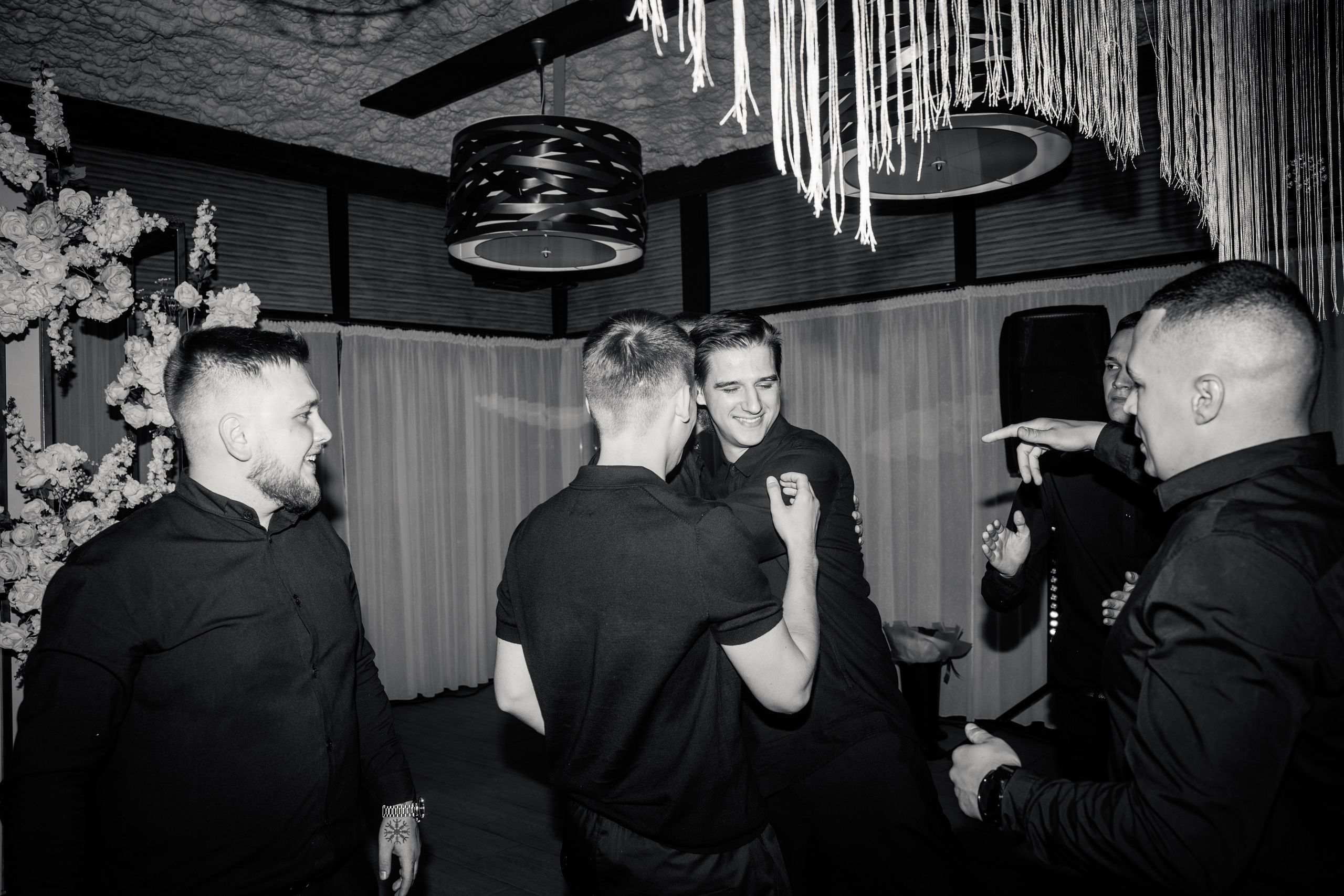 Весільна зйомка, фотосессія весілля, весільний фотограф. Свадебный и портретный фотограф в Запорожье Украина Elena Marshall