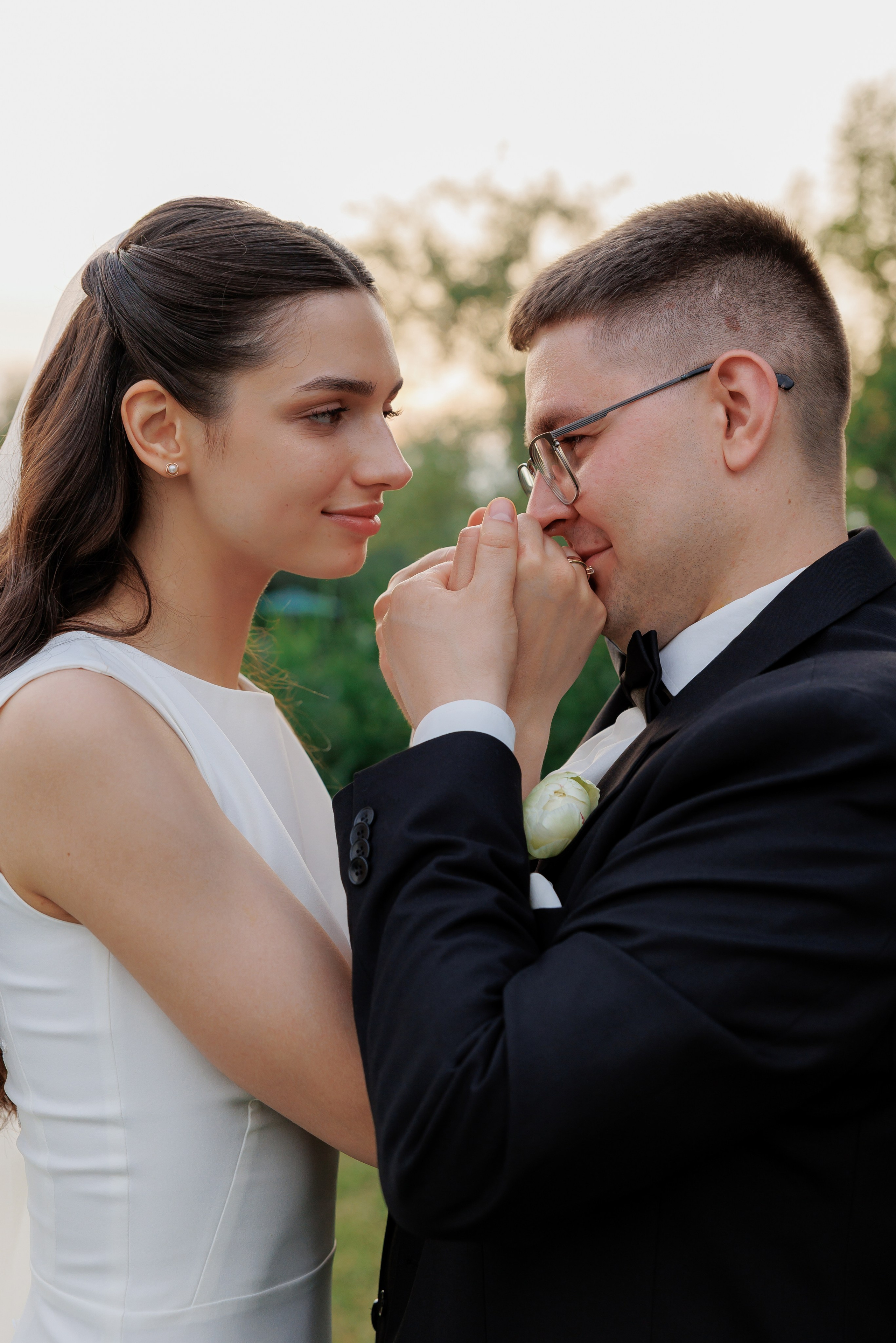 Весільний фотограф Запоріжжя — ранкові збори нареченої • Wedding photographer Kyiv elegant bridal portrait • Фотограф Дніпро. Wedding Photographer in Ukraine & Europe | Elena Marshall