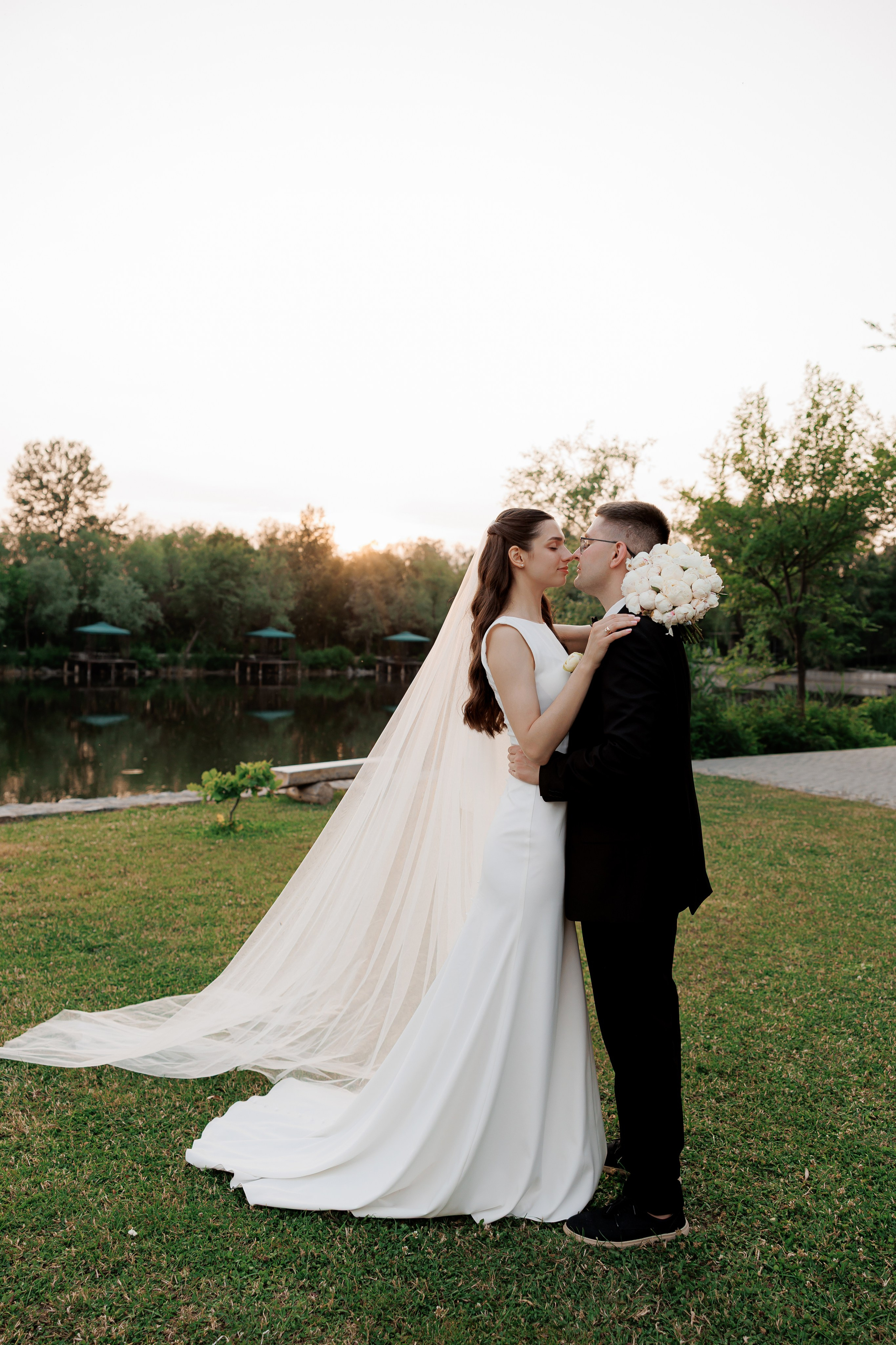 Весільний портрет пари в Запоріжжі