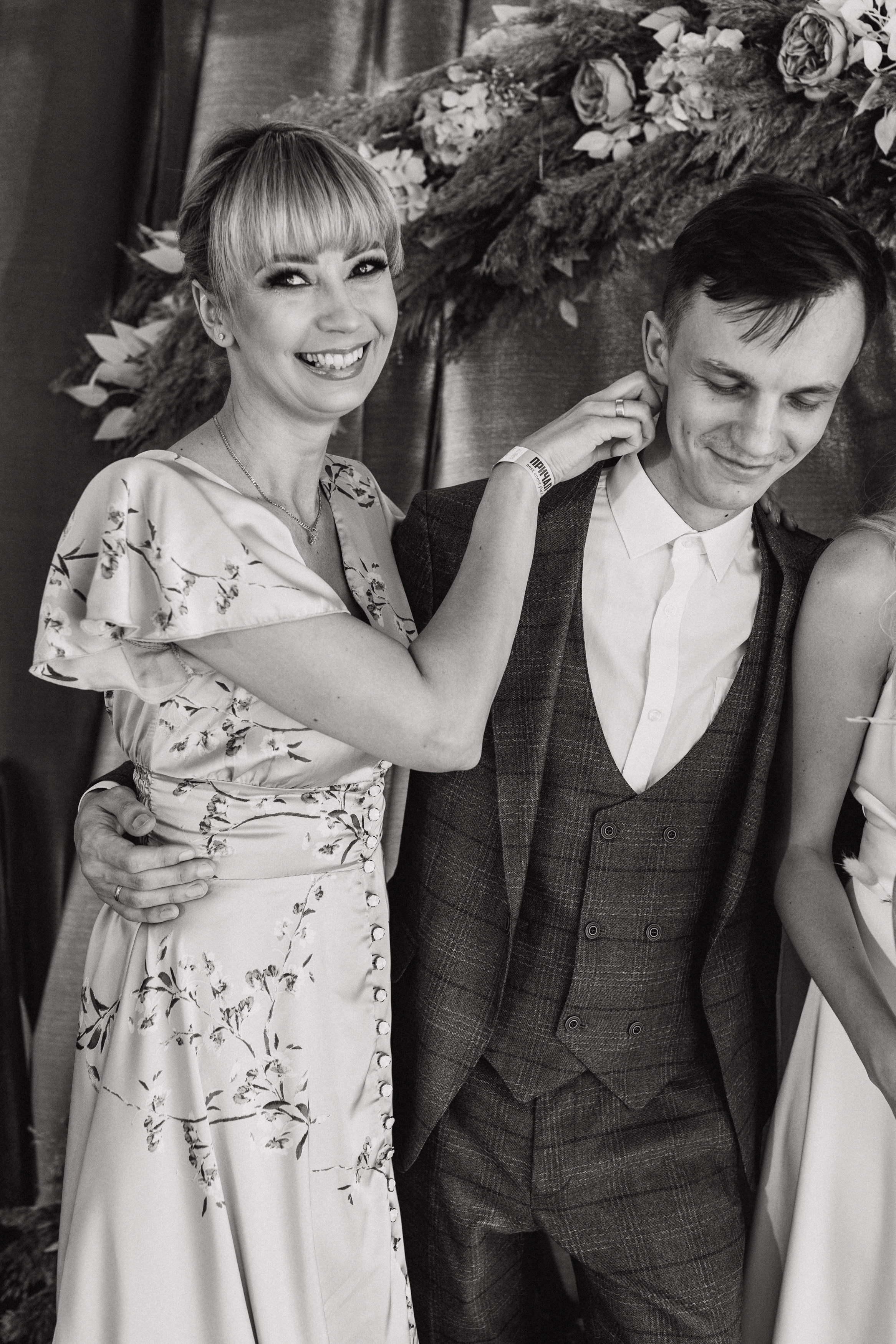 Дарья и Максим (выездная церемония). Свадебный и портретный фотограф в Запорожье Украина Elena Marshall