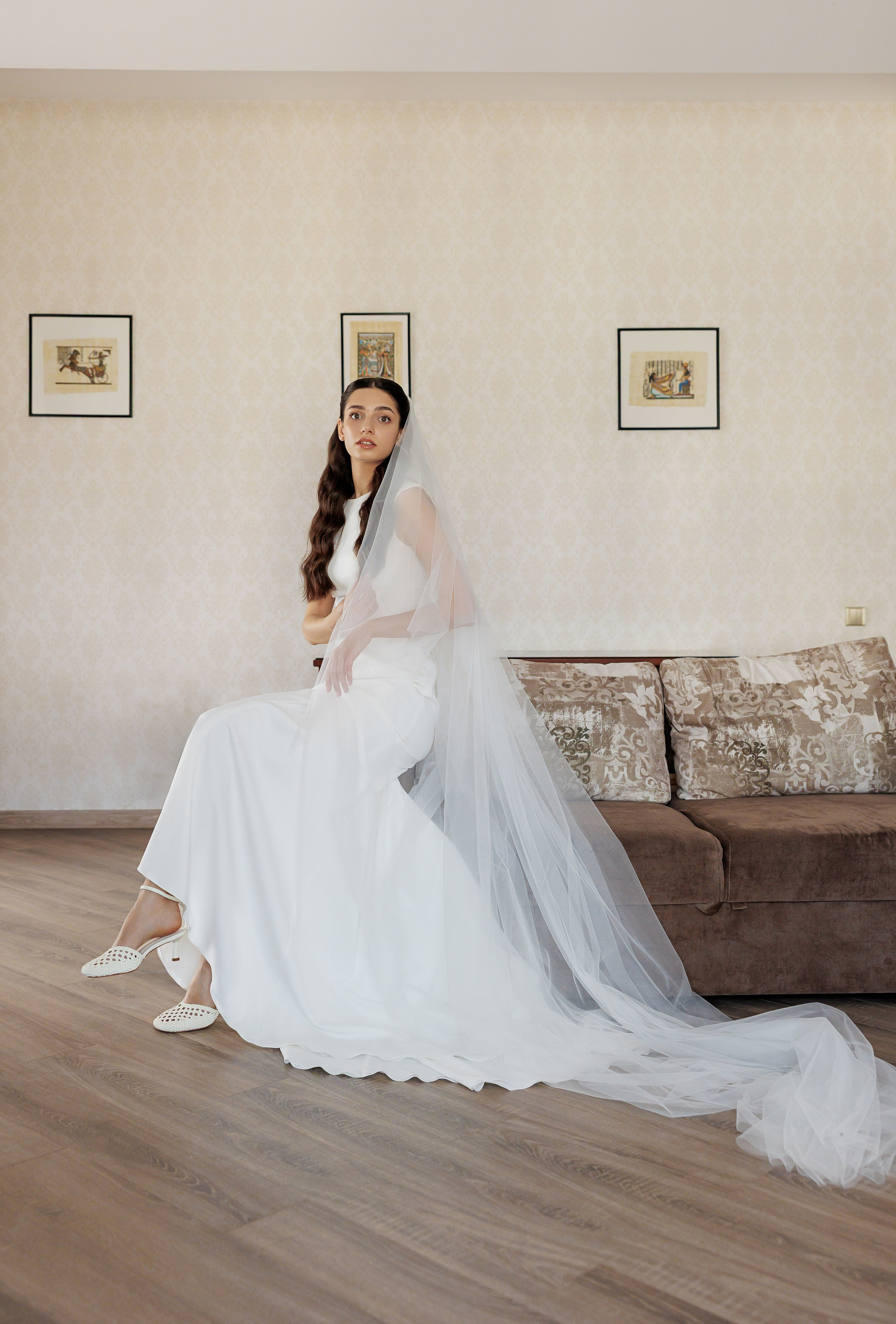 Весільний фотограф Запоріжжя — ранкові збори нареченої • Wedding photographer Kyiv elegant bridal portrait • Фотограф Дніпро. Wedding Photographer in Ukraine & Europe | Elena Marshall