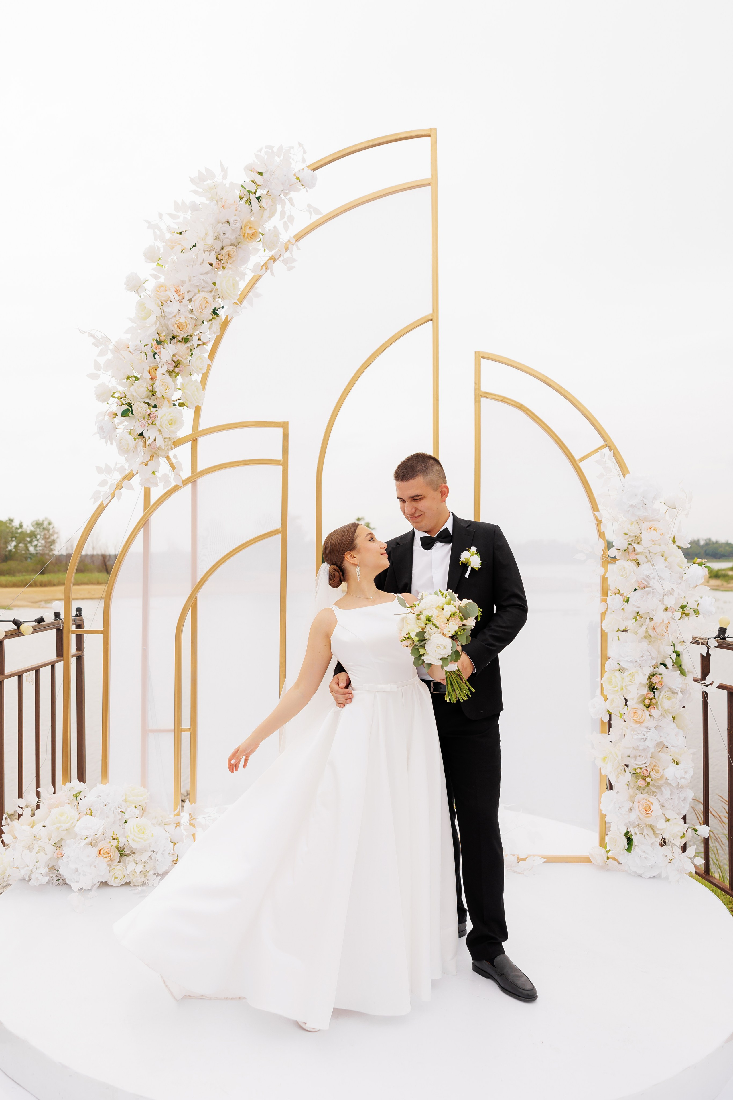 Настя и Олег. Свадебный и портретный фотограф в Запорожье Украина Elena Marshall