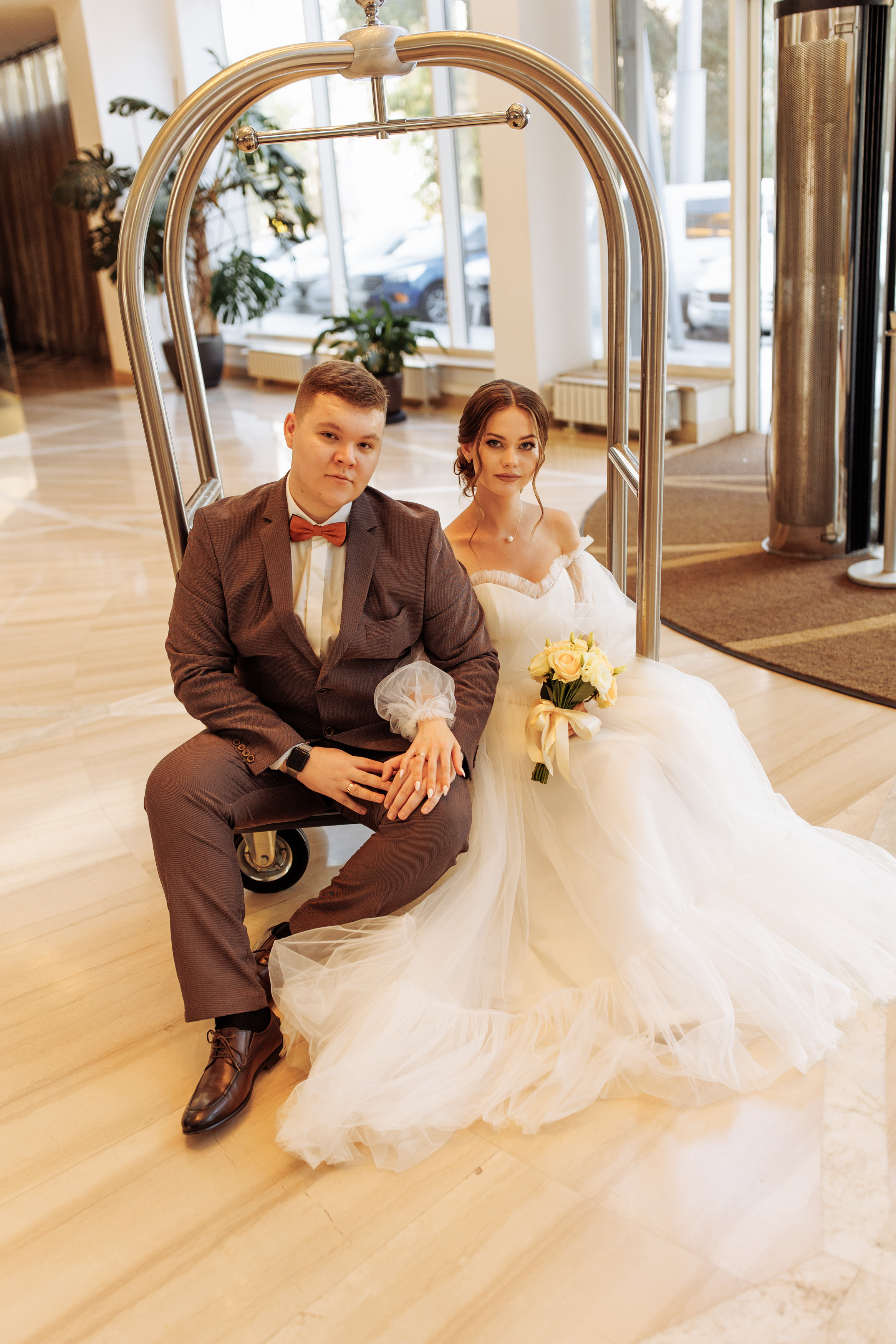 Алина и Артем. Свадебный и портретный фотограф в Запорожье Украина Elena Marshall