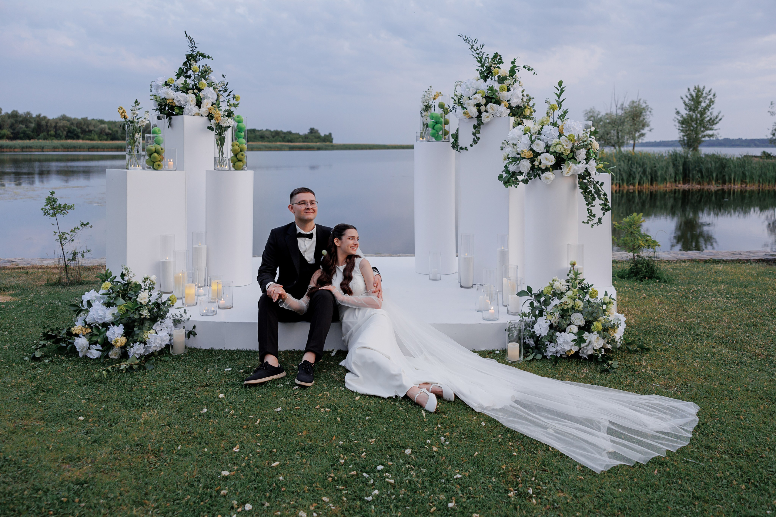 Весільний фотограф Запоріжжя — ранкові збори нареченої • Wedding photographer Kyiv elegant bridal portrait • Фотограф Дніпро. Wedding Photographer in Ukraine & Europe | Elena Marshall