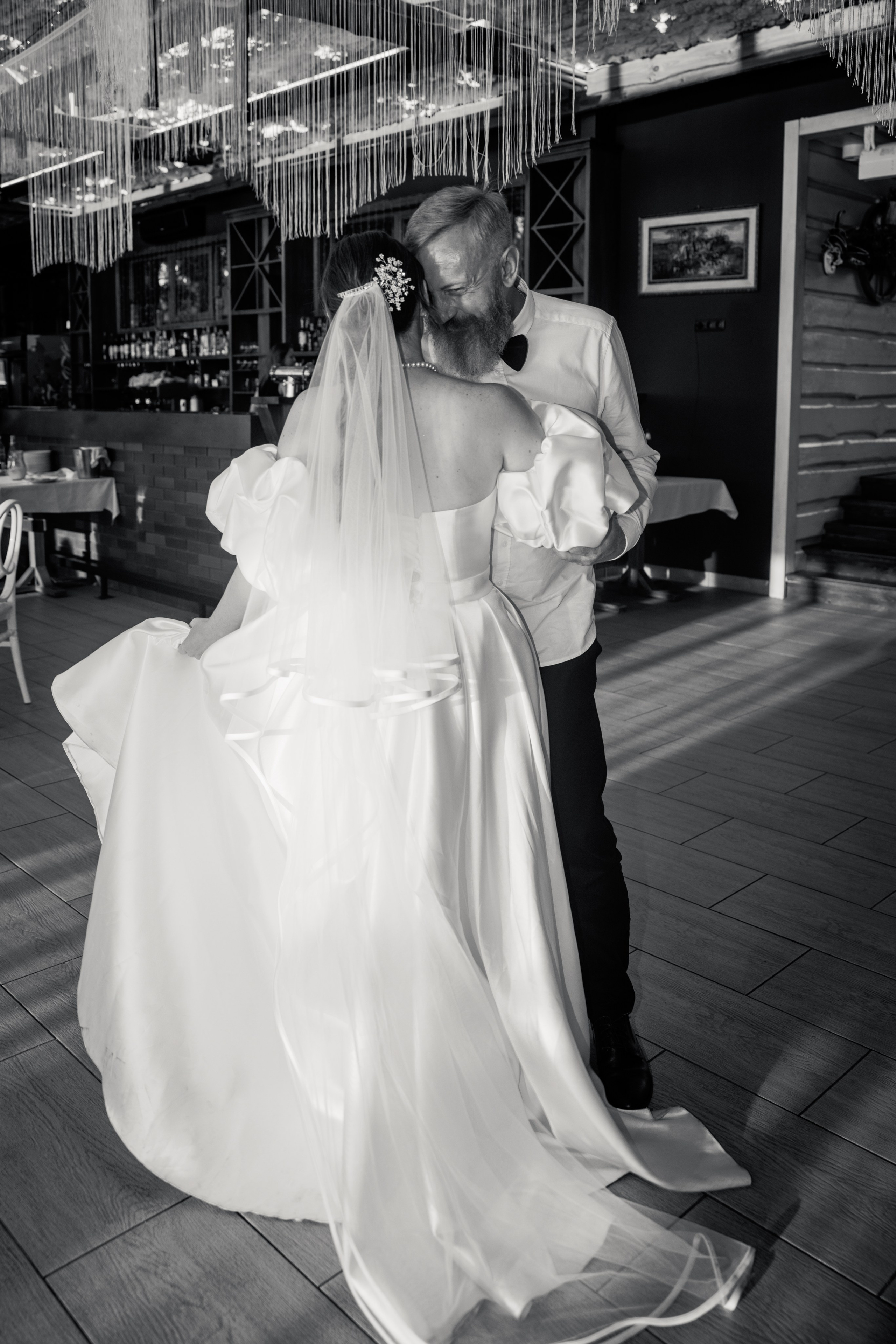 Весільна зйомка, фотосессія весілля, весільний фотограф. Свадебный и портретный фотограф в Запорожье Украина Elena Marshall