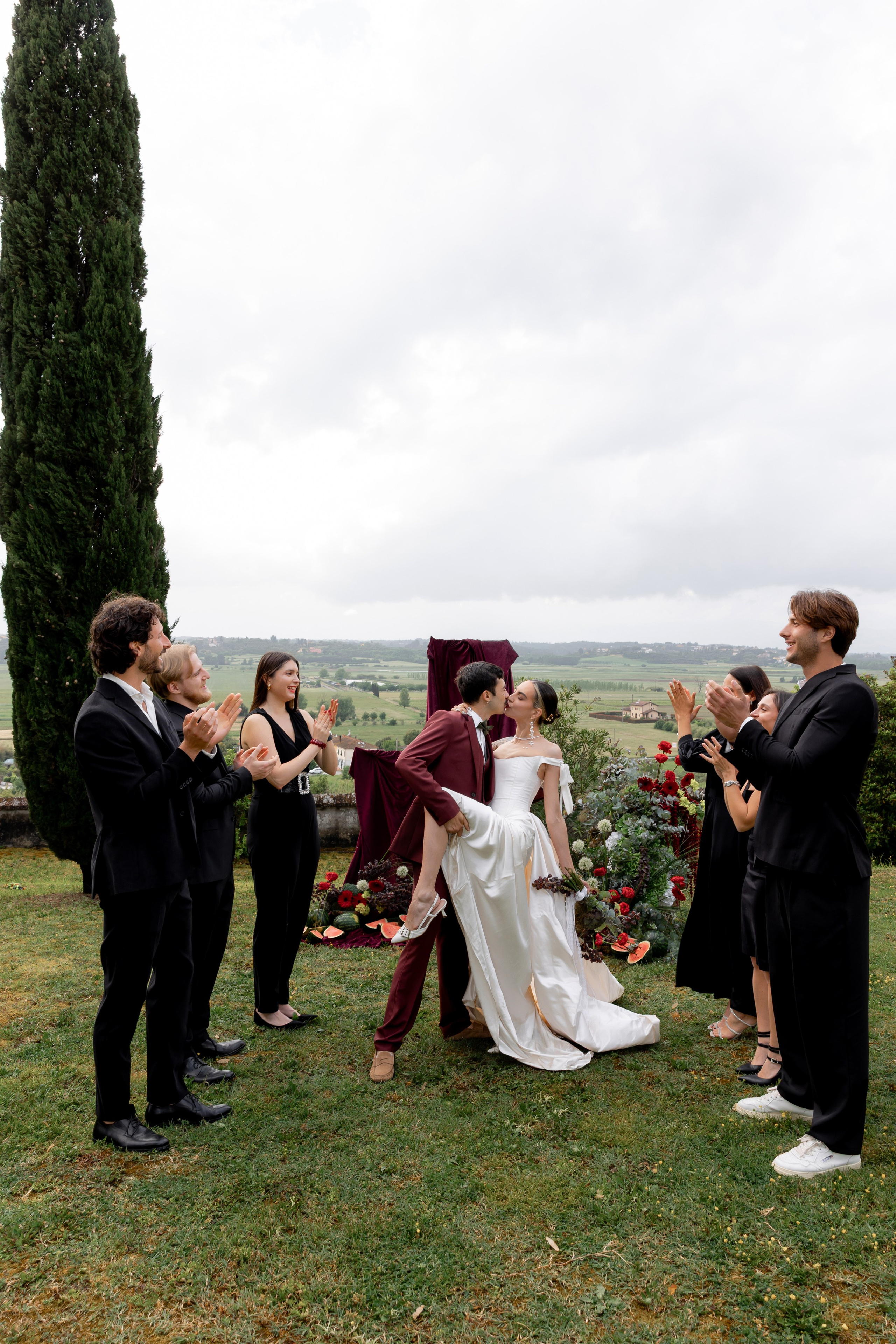 Intimate wedding moments of a stylish couple during a luxury Tuscany editorial. Wedding Photographer in Ukraine & Europe | Elena Marshall