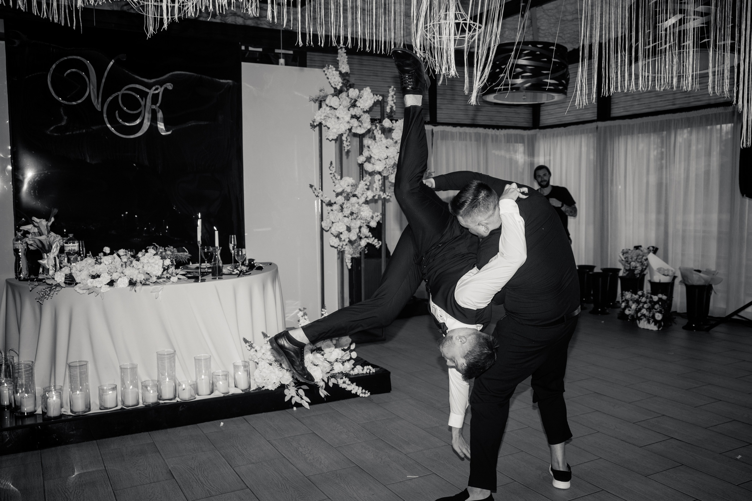 Весільна зйомка, фотосессія весілля, весільний фотограф. Свадебный и портретный фотограф в Запорожье Украина Elena Marshall