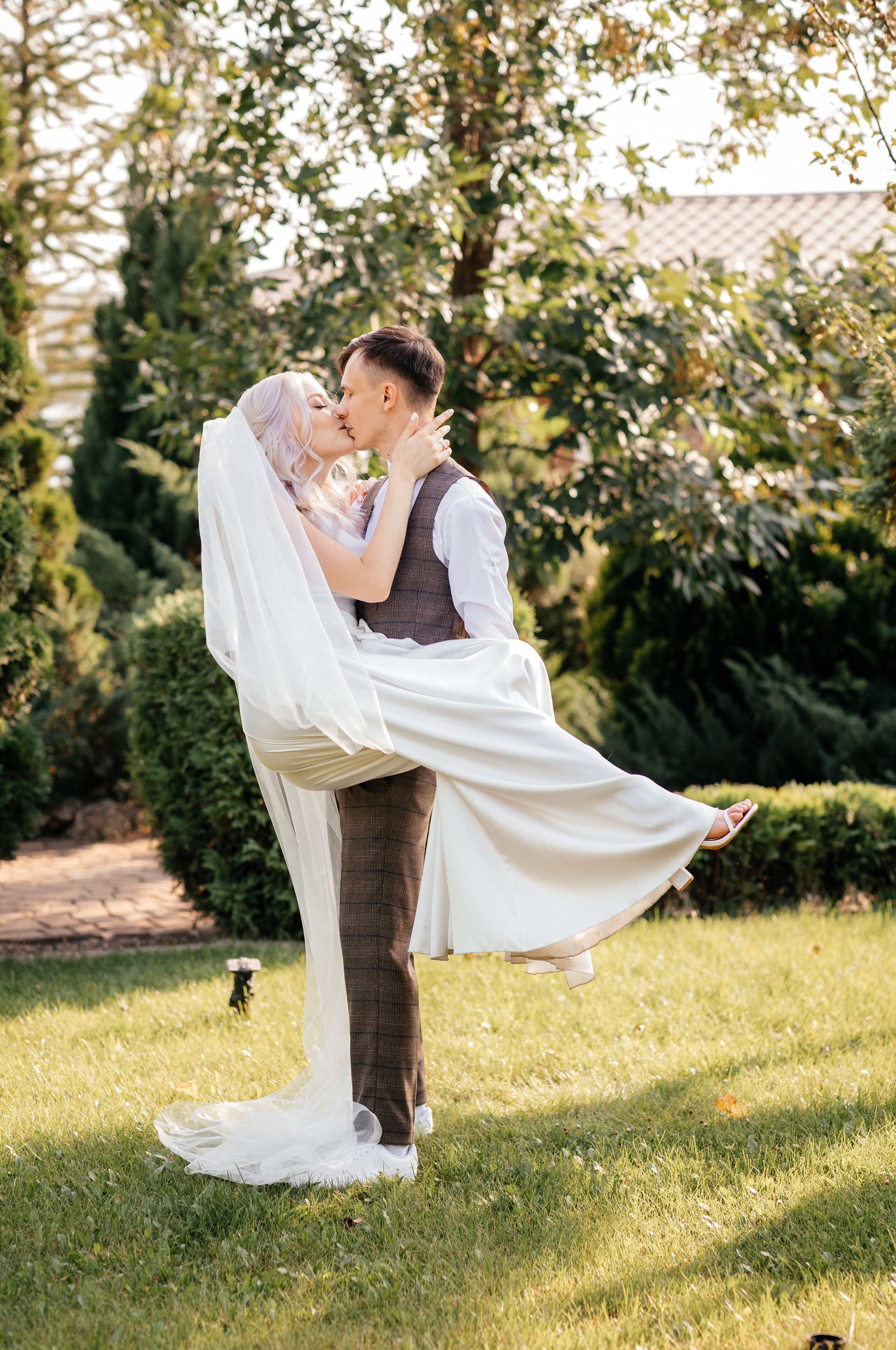 Дарья и Максим (выездная церемония). Свадебный и портретный фотограф в Запорожье Украина Elena Marshall
