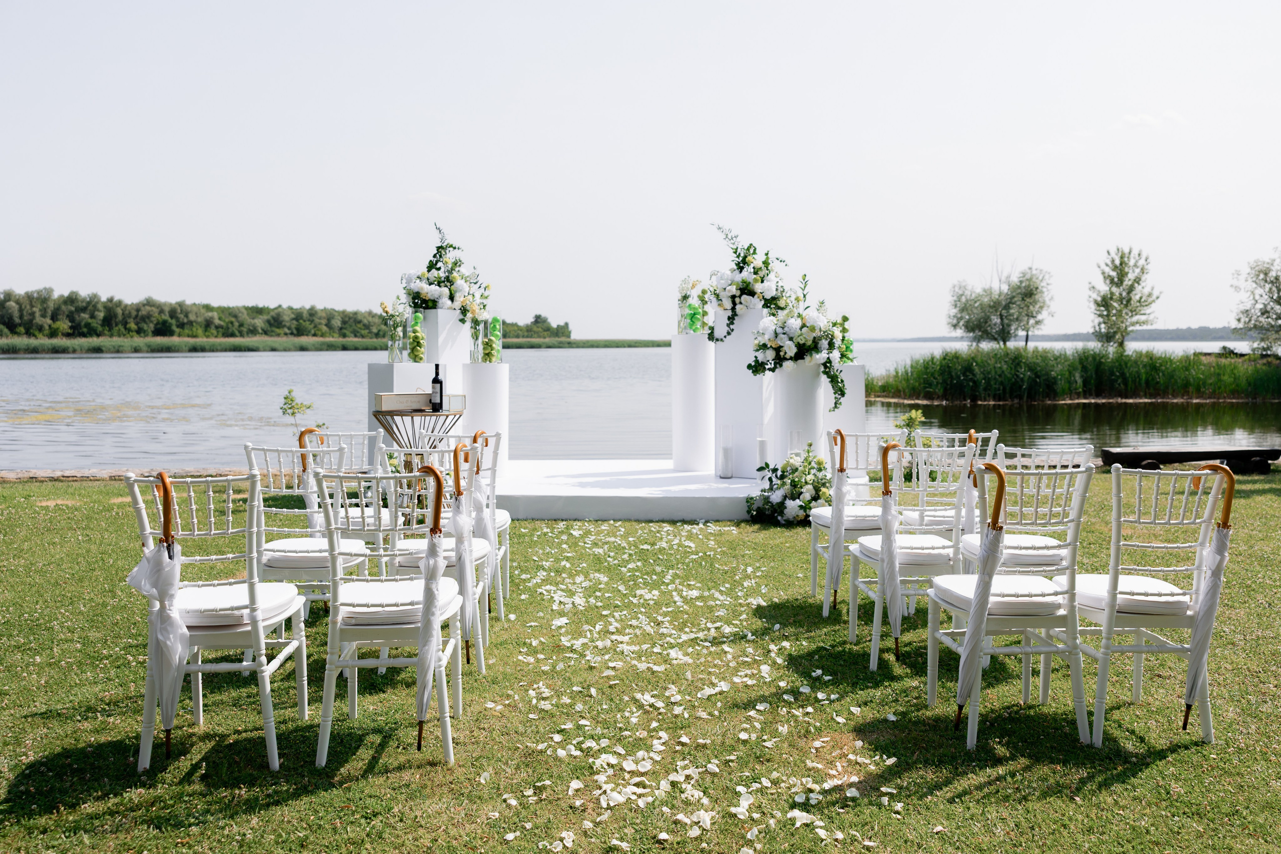 Весільний фотограф Запоріжжя — ранкові збори нареченої • Wedding photographer Kyiv elegant bridal portrait • Фотограф Дніпро. Wedding Photographer in Ukraine & Europe | Elena Marshall