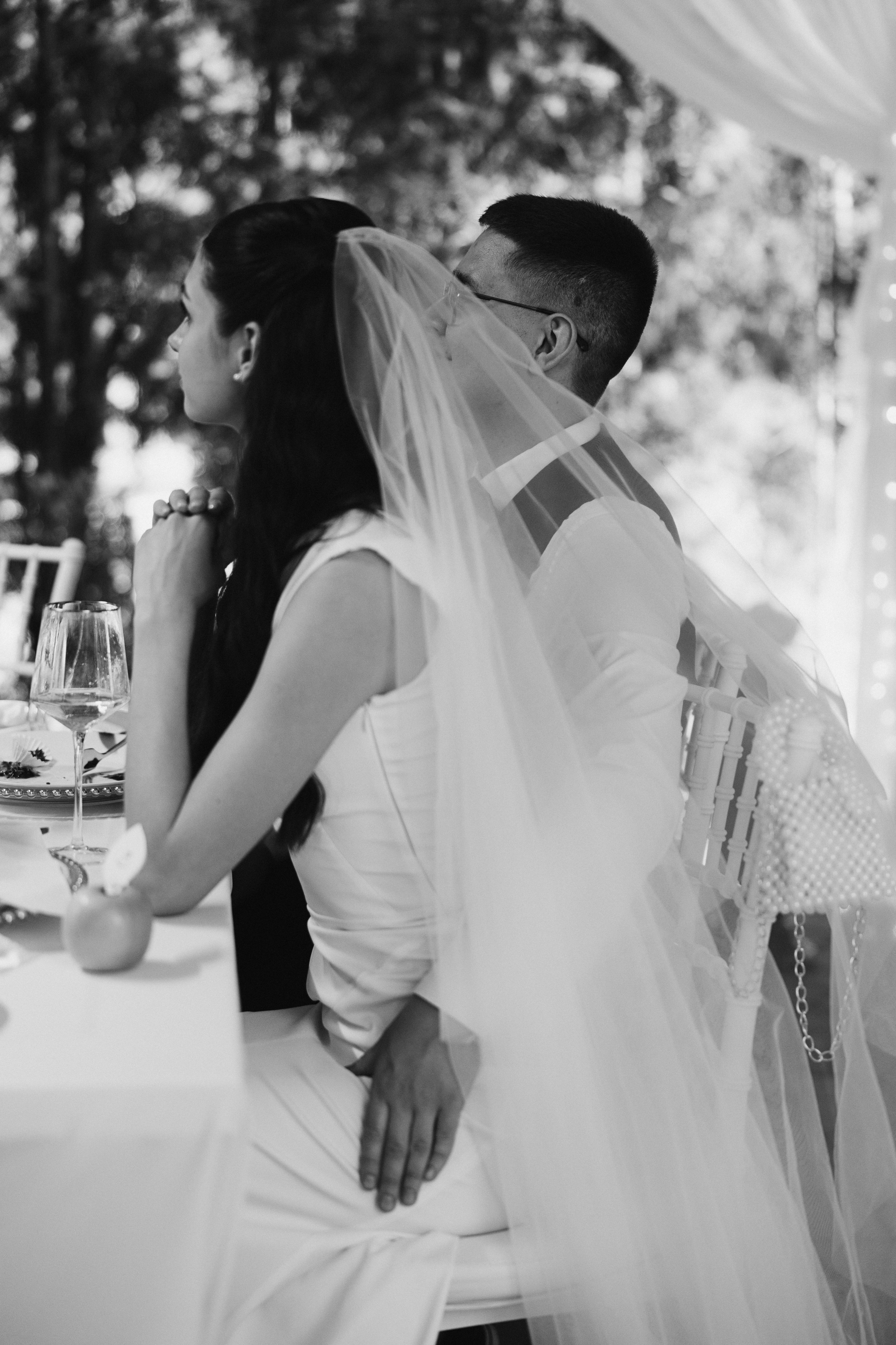 Весільний фотограф Запоріжжя — ранкові збори нареченої • Wedding photographer Kyiv elegant bridal portrait • Фотограф Дніпро. Wedding Photographer in Ukraine & Europe | Elena Marshall