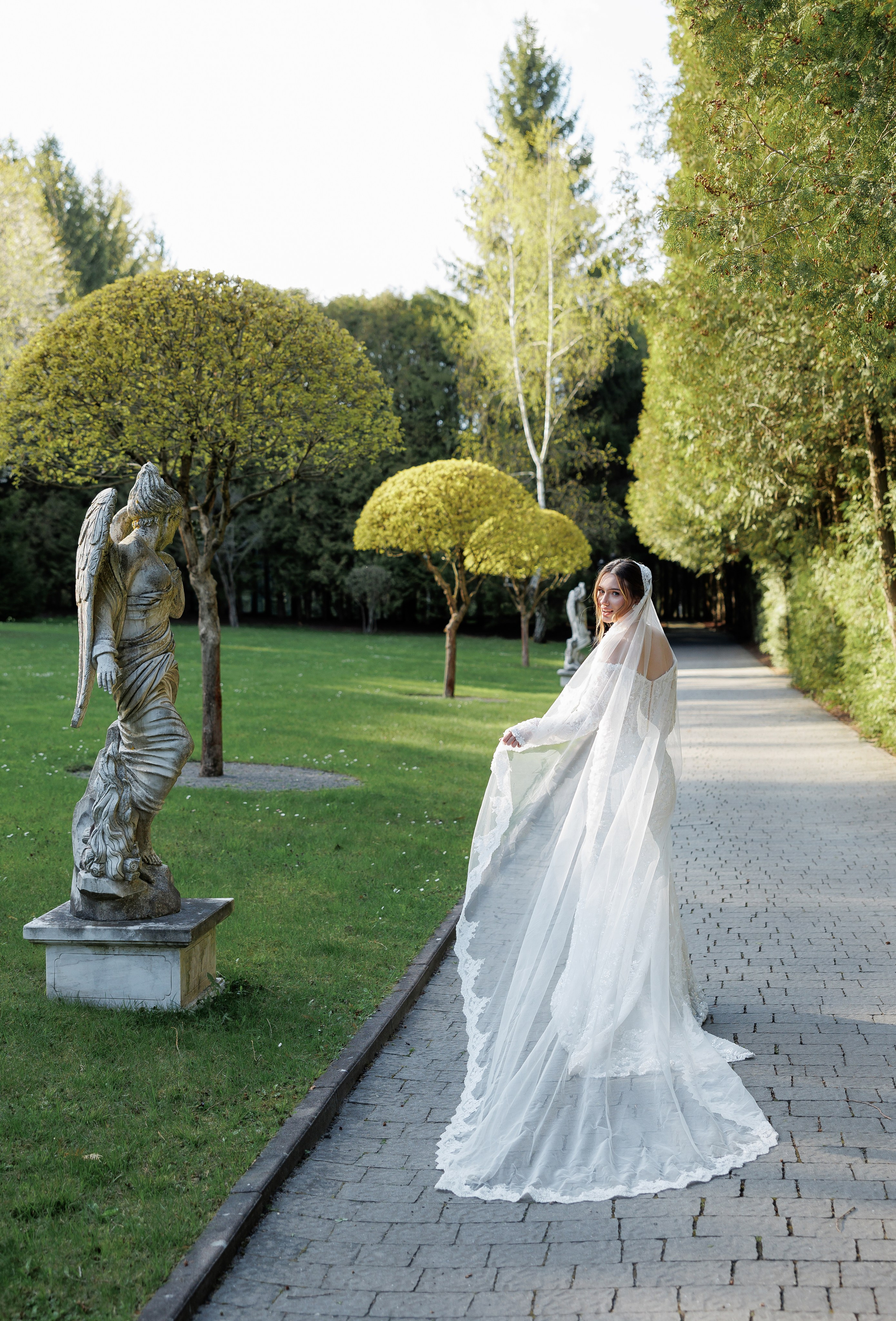 Diana & Alan. Wedding Photographer in Ukraine & Europe | Elena Marshall