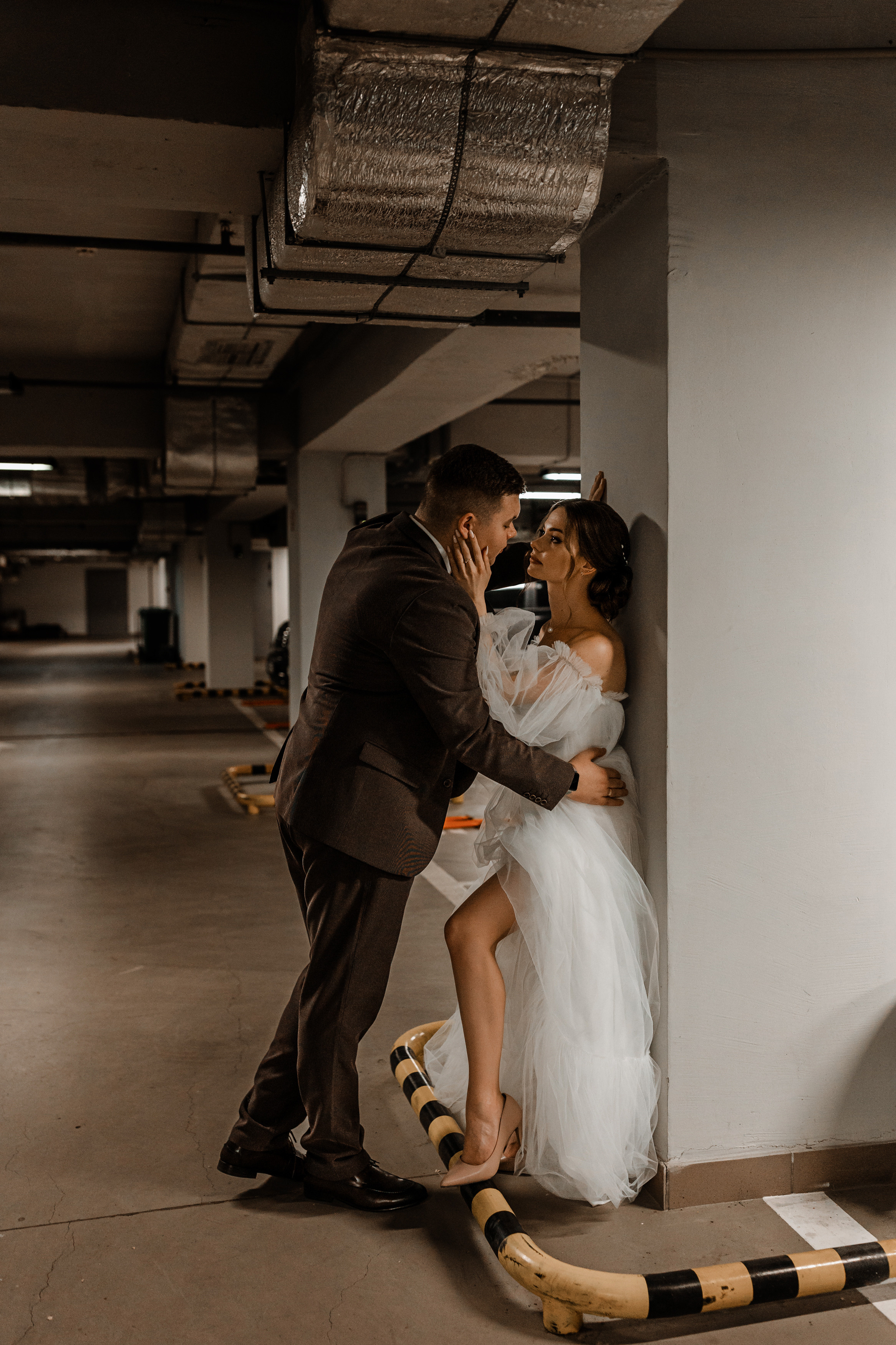 Алина и Артем. Свадебный и портретный фотограф в Запорожье Украина Elena Marshall